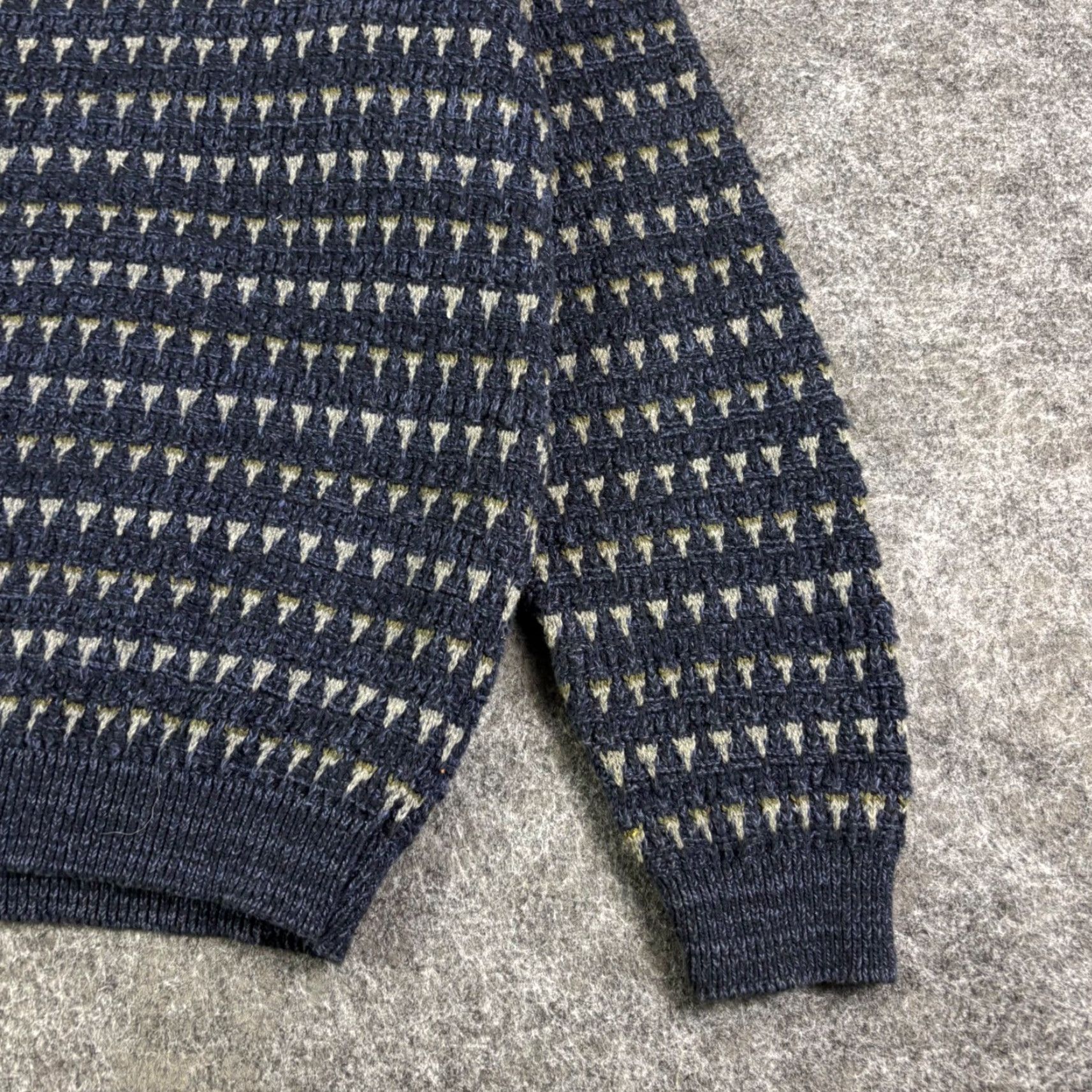 Vintage David Taylor Mens Navy Blue Tan Knit Crewneck Sweater Small Cotton Blend Size US S / EU 44-46 / 1 - 6 Thumbnail