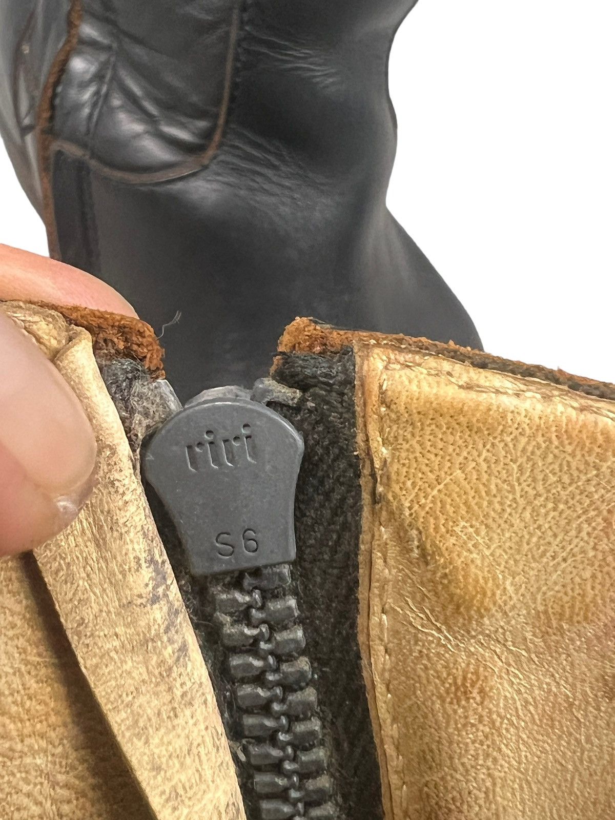 The Viridi-anne The Veridi-anne Side Zipper Leather Boots Size US 11 / EU 44 - 18 Thumbnail