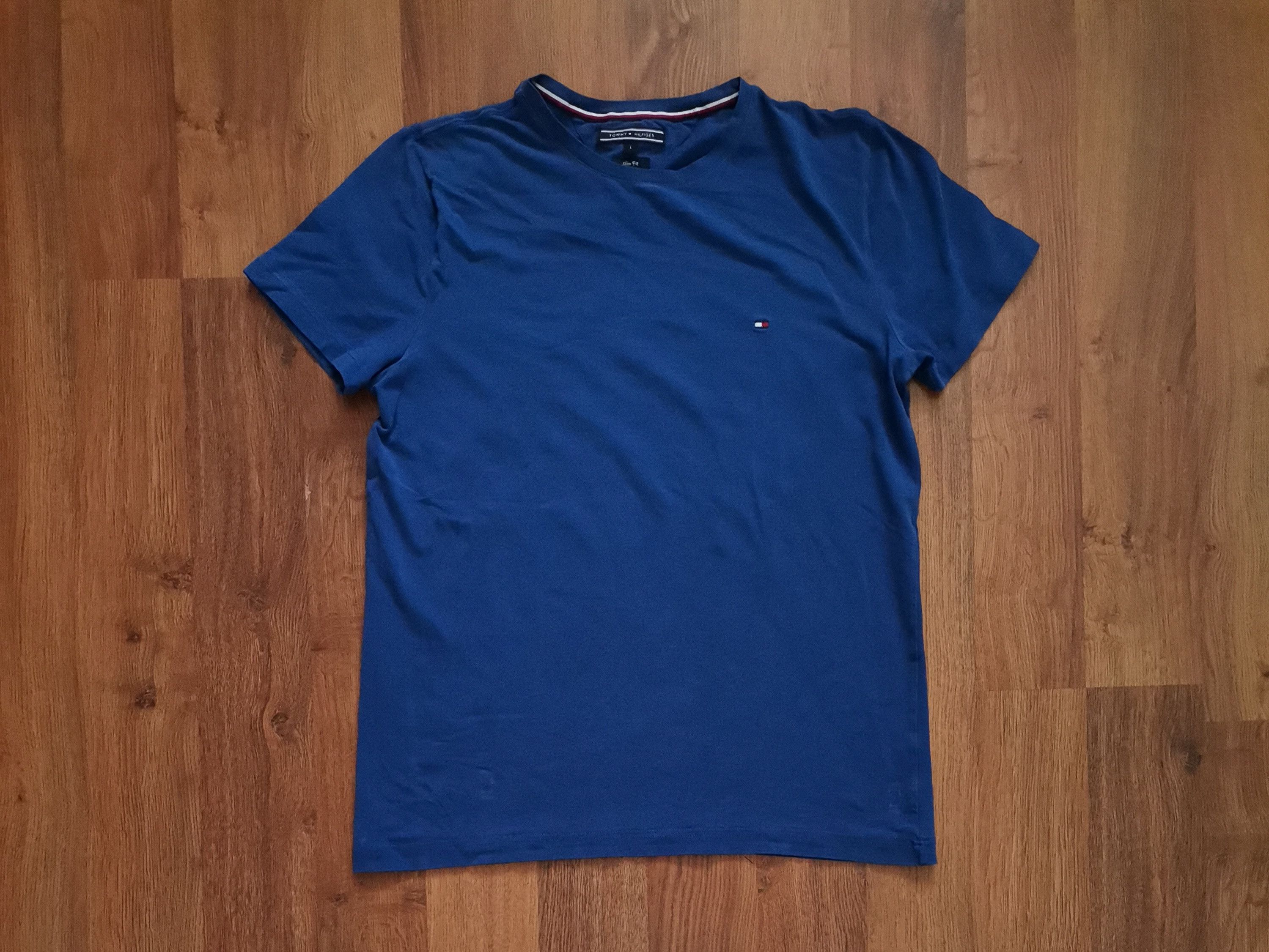 Tommy Hilfiger Tommy Hilfiger T-Shirt Size US L / EU 52-54 / 3 - 1 Thumbnail