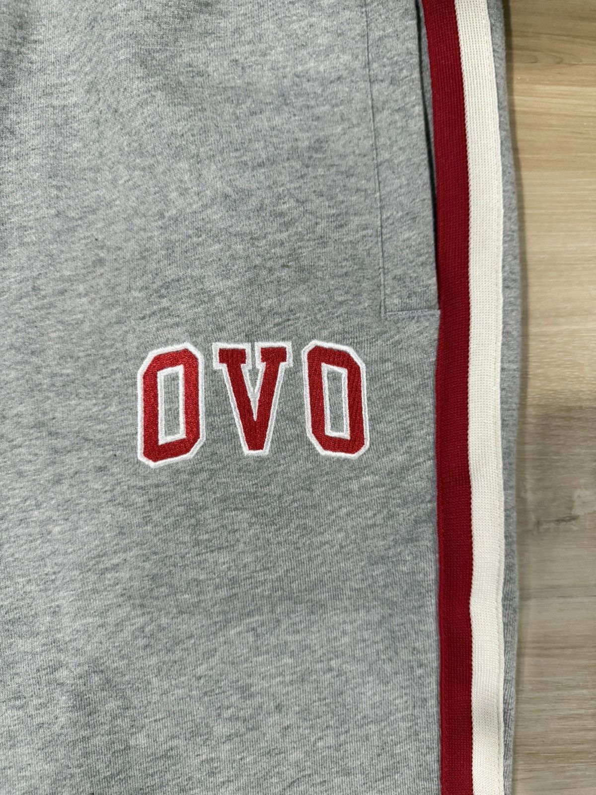 October's Very Own OVO Sweatpants Size US 32 / EU 48 - 2 Thumbnail