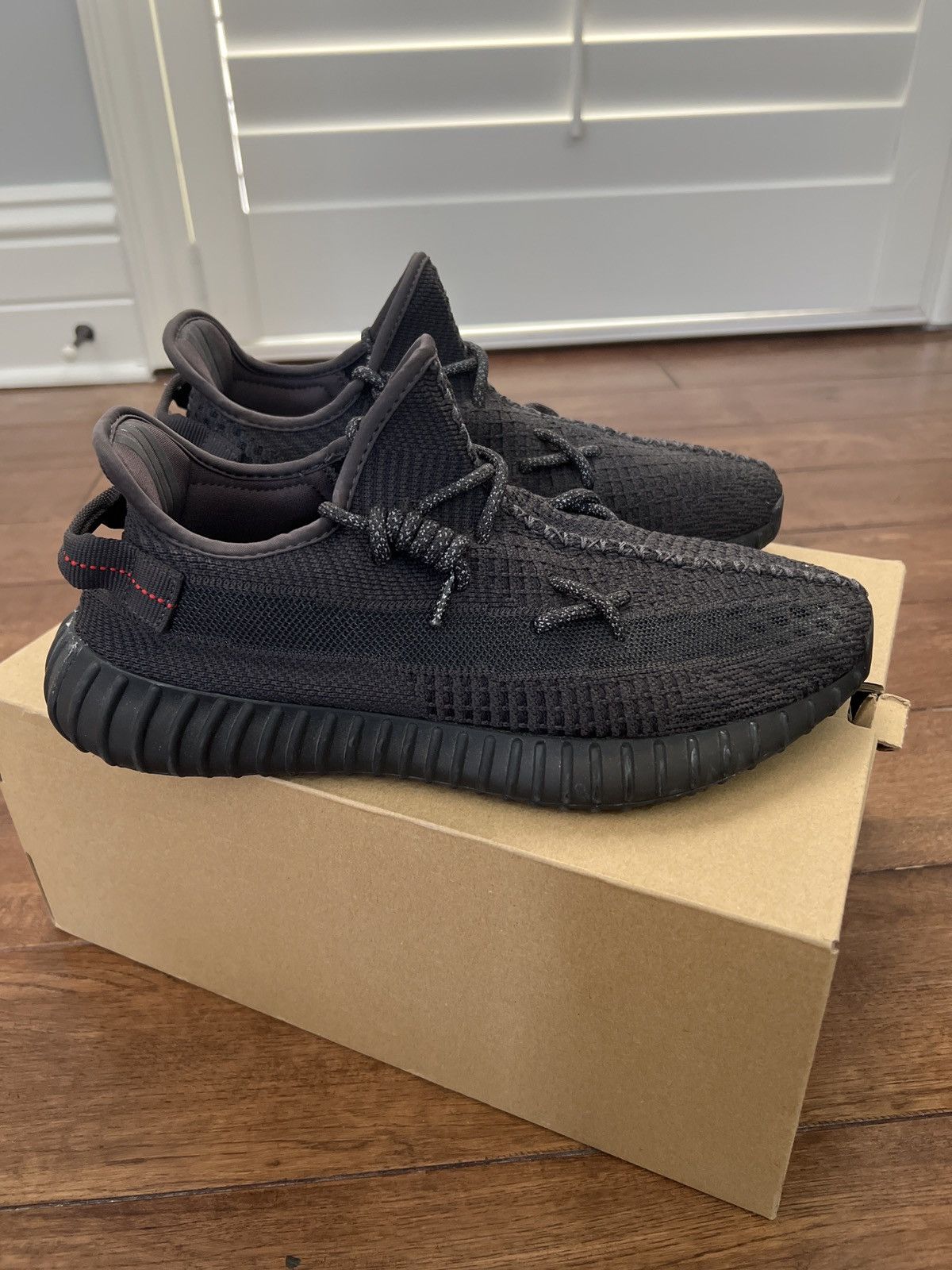 Adidas Yeezy Boost 350 V2 Black (Non - Reflective) Size US 9.5 / EU 42-43 - 3 Thumbnail