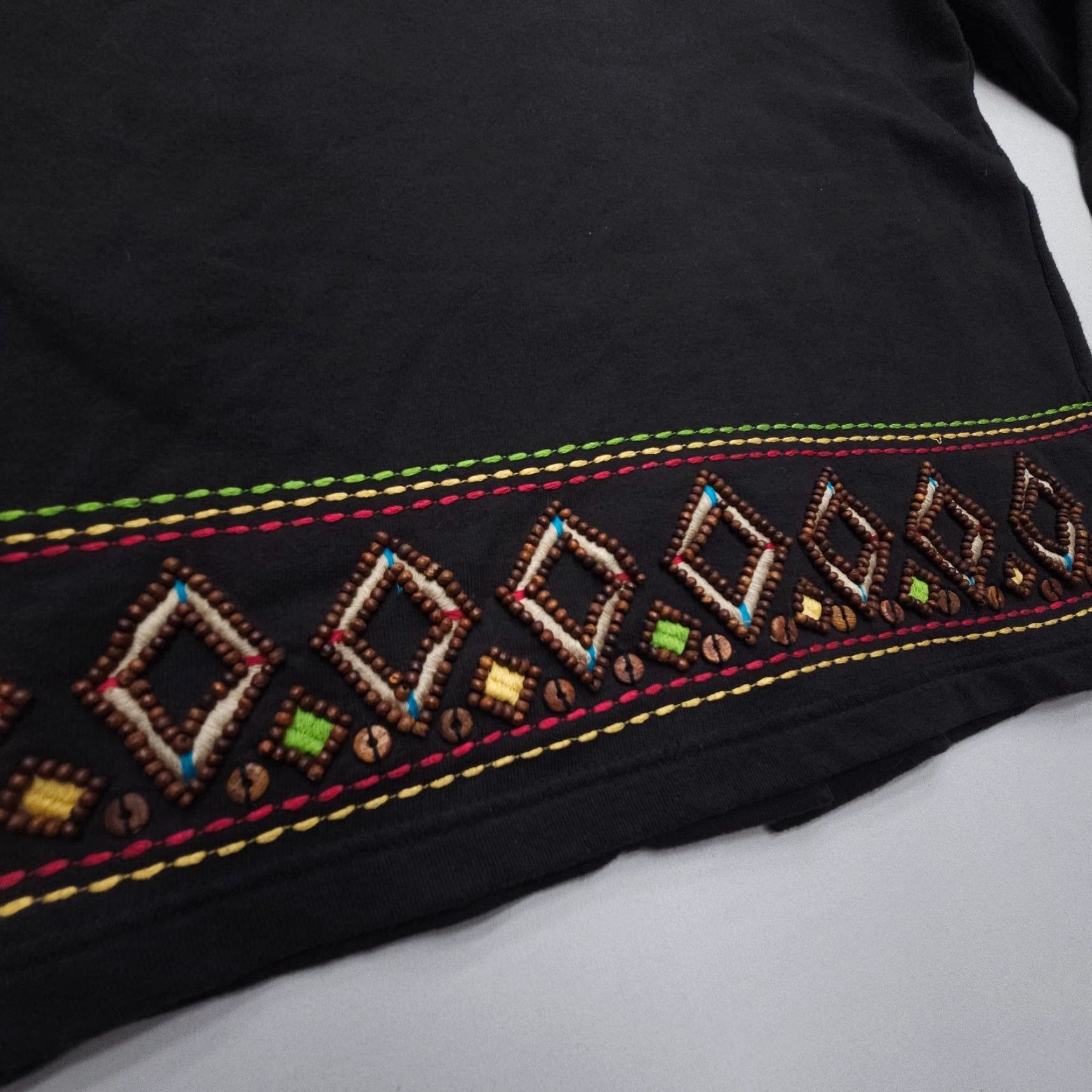 Coldwater Creek VINTAGE Coldwater Creek Button-Up Shirt Jacket Southwestern Geometric Beaded Embroidered Cotton Blend M Black Women Shirt/Jacket (Adult) M (Size) Size M / US 6-8 / IT 42-44 - 8 Thumbnail