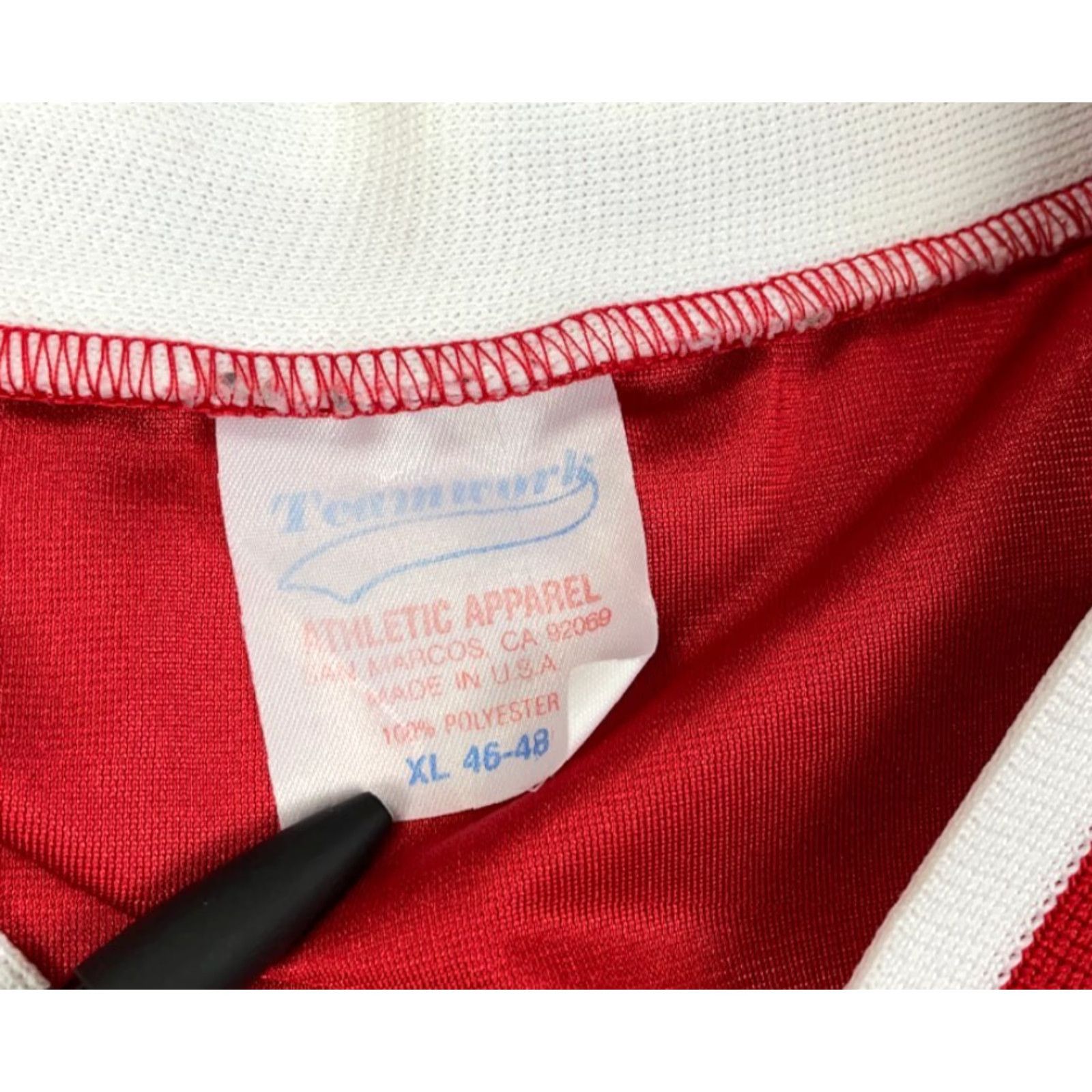 Etro VINTAGE VTG 90s Jersey V-Neck T-Shirt Adult XL Red White USA Made Teamwork Tag Retro Size US XL / EU 56 / 4 - 3 Thumbnail
