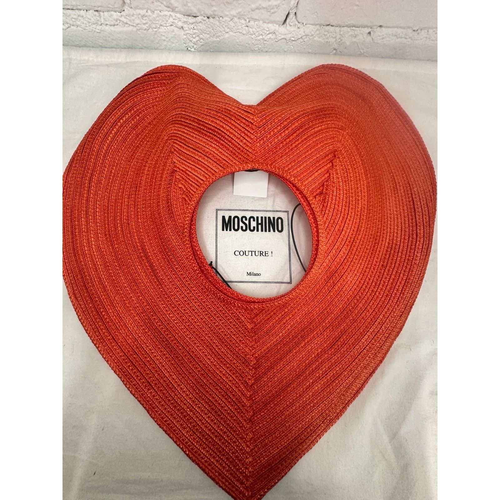 Moschino RUNWAY SS23 MOSCHINO Couture x Stephen Jones Rafia Heart Hat Size ONE SIZE - 3 Thumbnail
