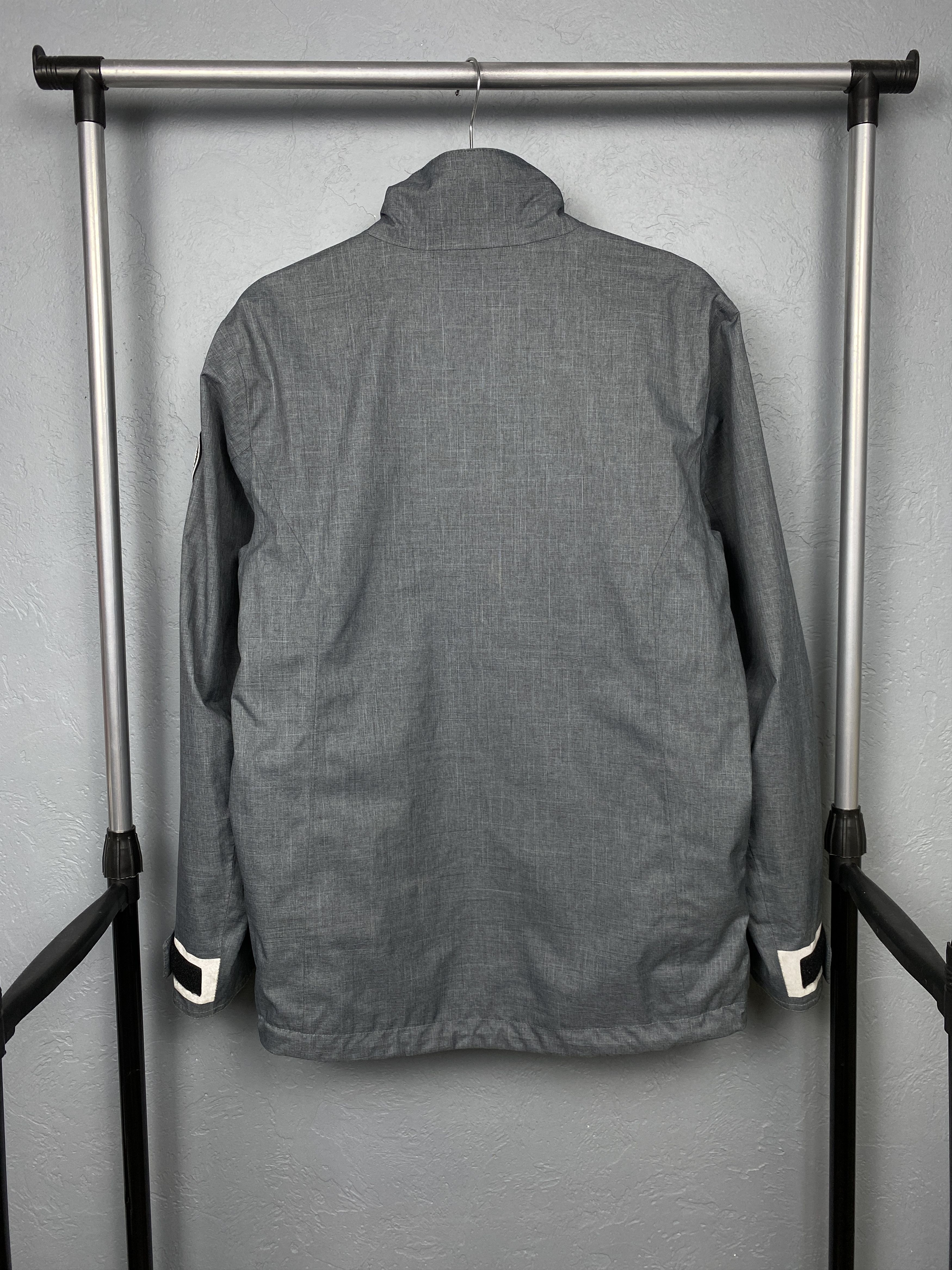 Helly Hansen Helly Hansen Workwear Mens Waterproof Jacket Size US S / EU 44-46 / 1 - 12 Thumbnail