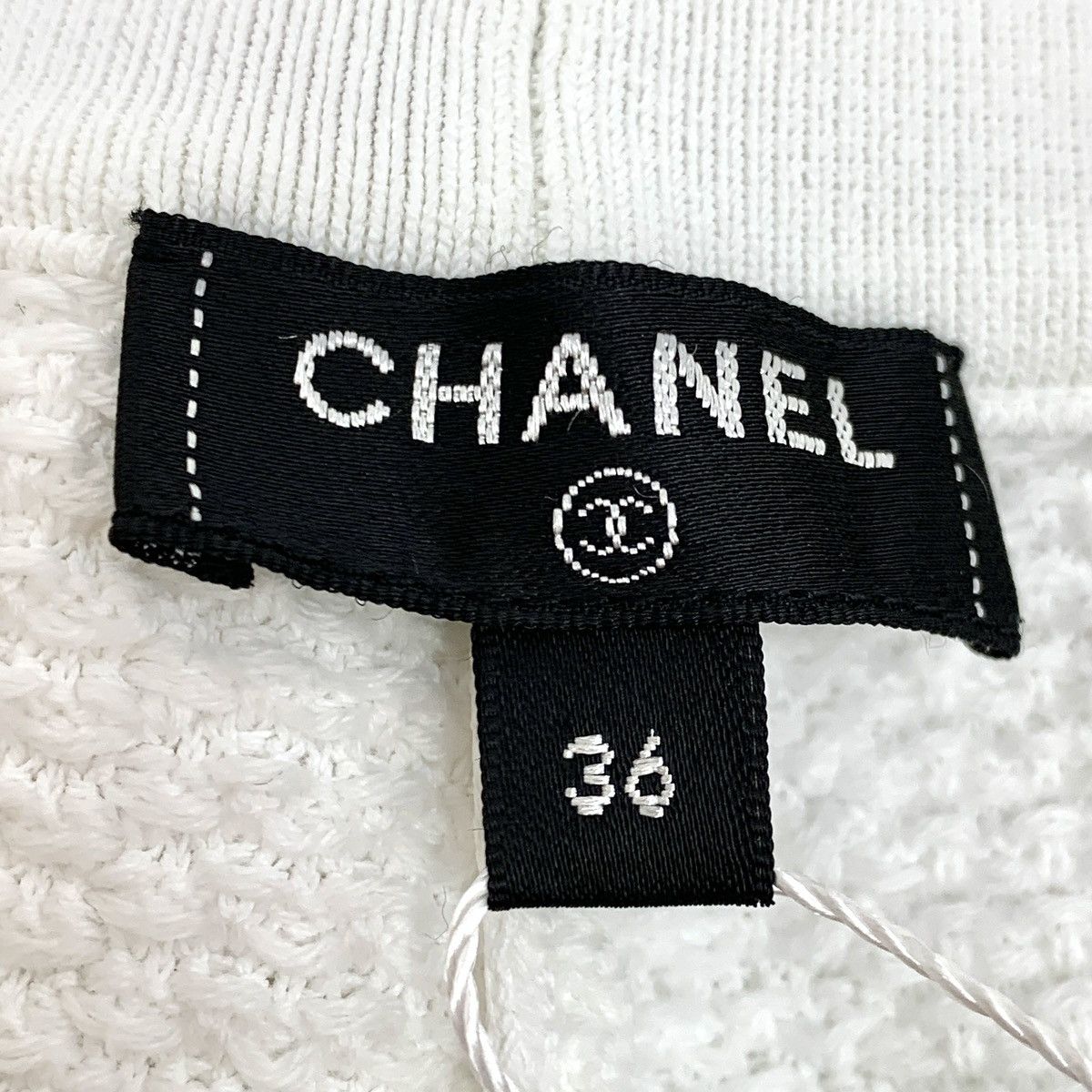 Chanel Chanel White Logo Intarsia Cotton Knit Casual Pants K26WX Size 25" / US 0 / IT 36 - 4 Thumbnail