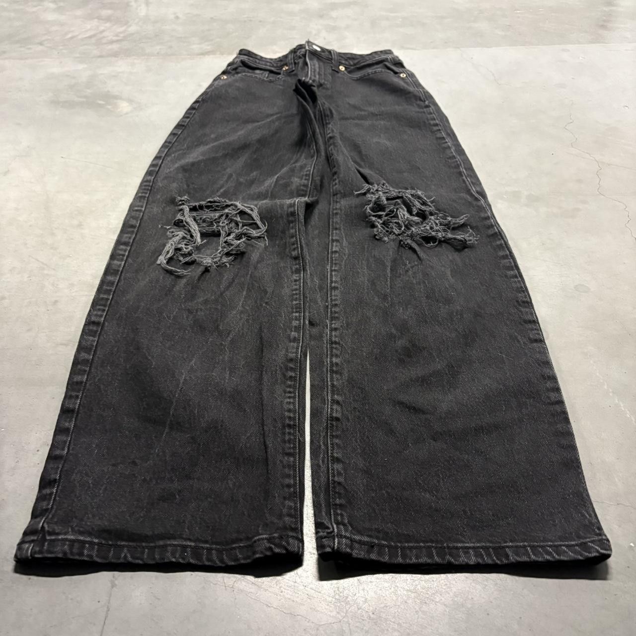 Japanese Brand × Vintage Crazy Vintage Y2K Super Baggy Black Ripped Denim Jeans! Size US 26 / EU 42 - 1 Thumbnail