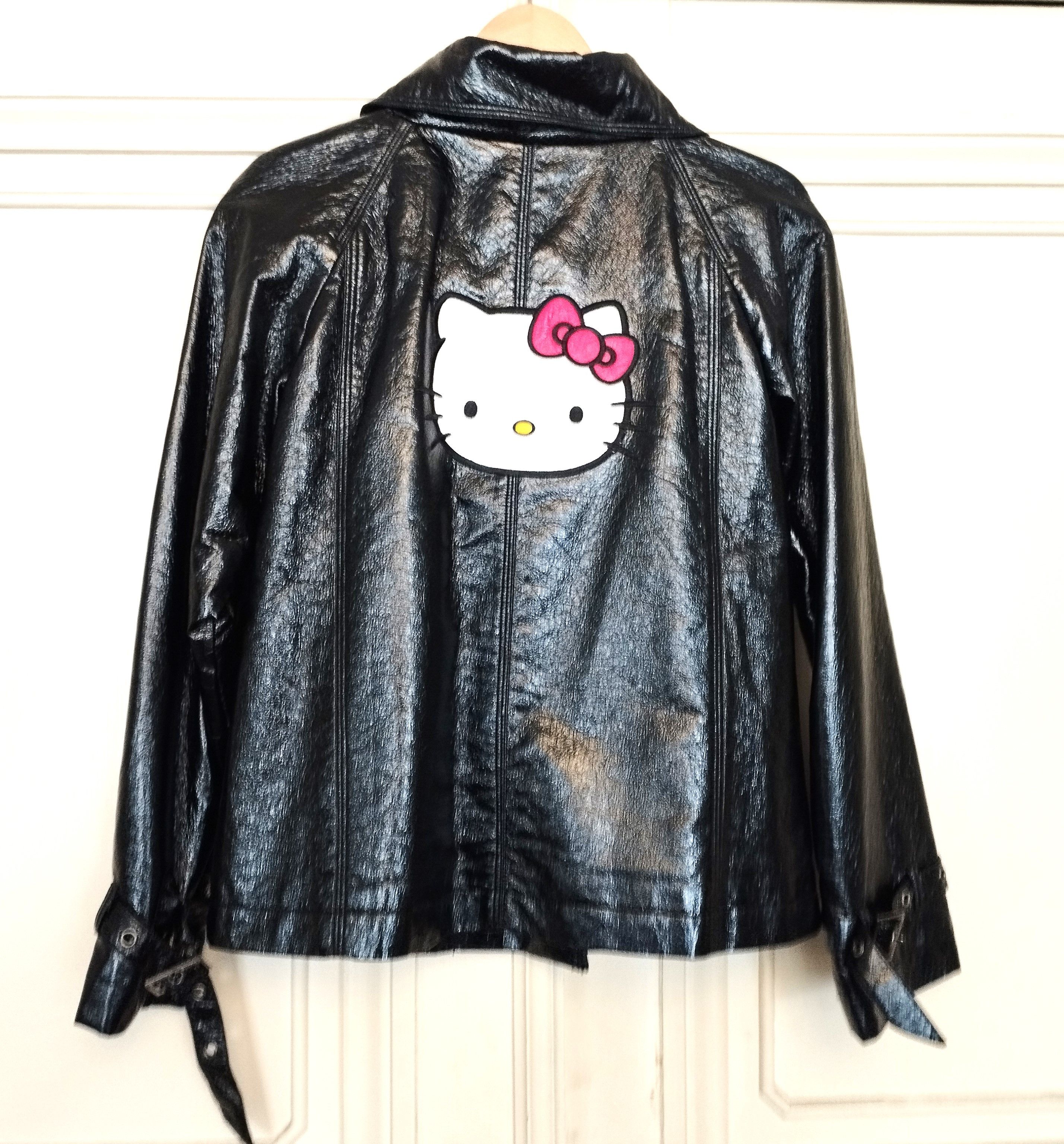 Designer Victoria Couture Veste Collector Hello Kitty TS Size S / US 4 / IT 40 - 1 Thumbnail