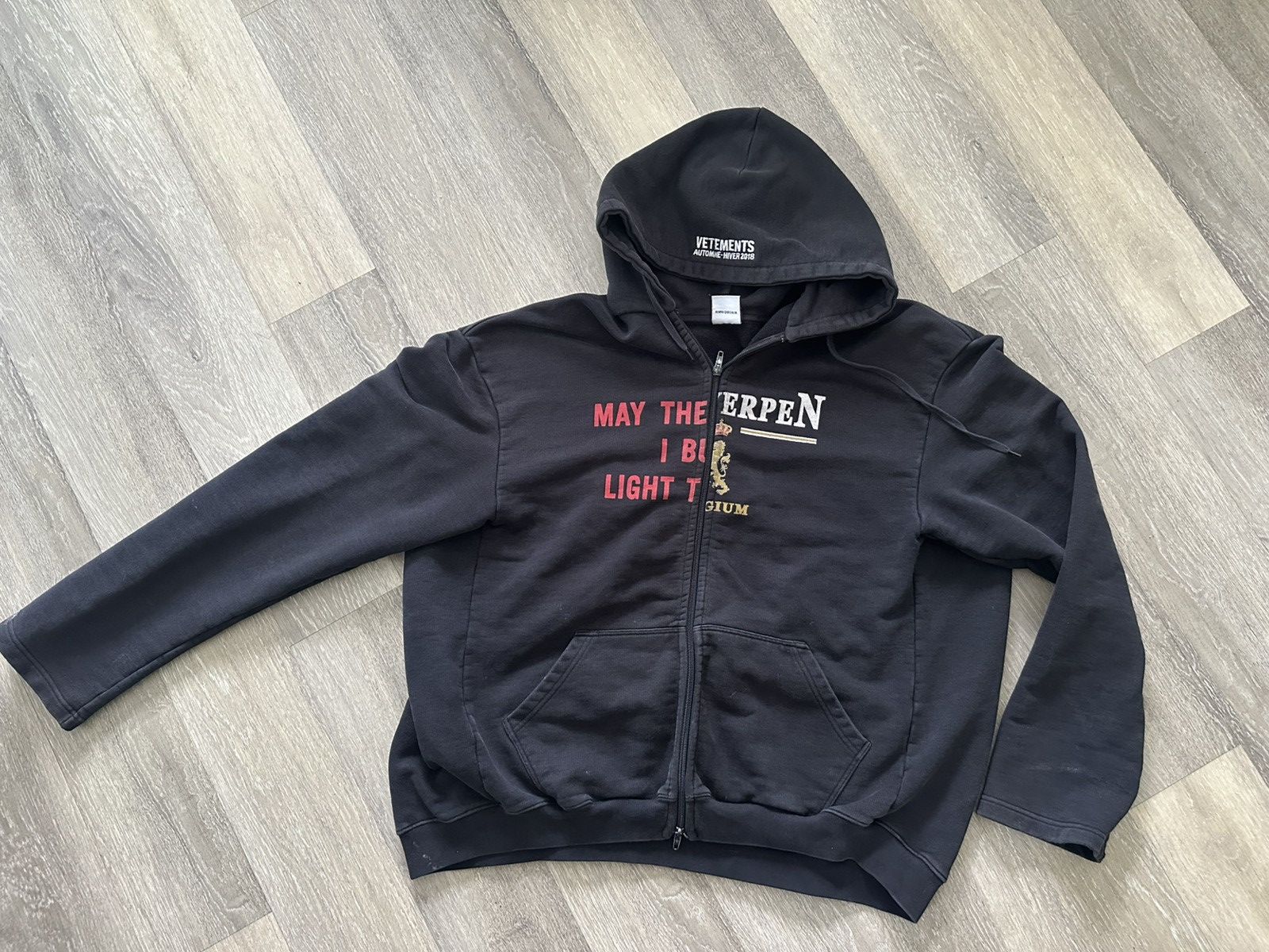 Vetements Vetements Antwerpen may the bridges burn zip up hoodie