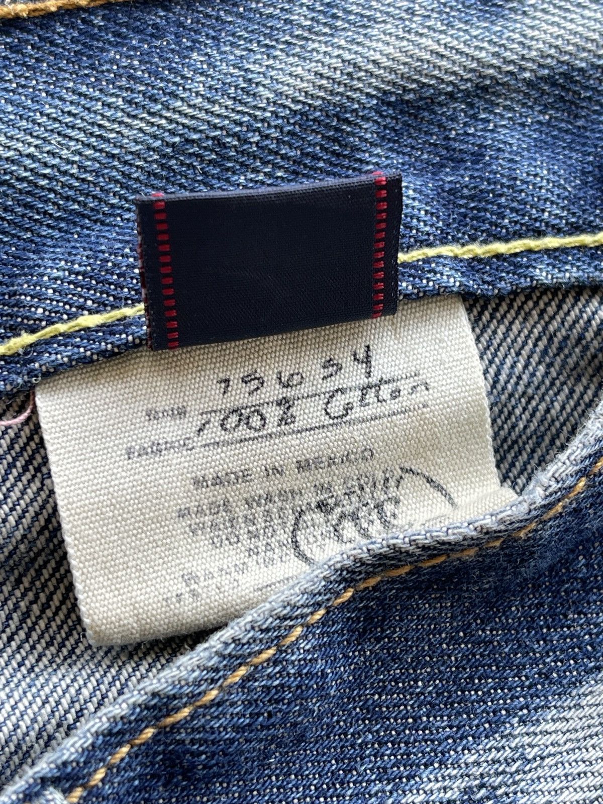 Abercrombie & Fitch Distressed Paint Splatters Denim Size US 30 / EU 46 - 13 Thumbnail