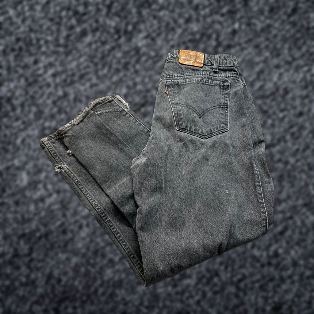 Levi's VINTAGE Levi's 540 Jeans Mens 35x30 Black Relaxed Denim 5-Pocket USA Made 90s Straight Belt Loops Boys Mens Size US 35 - 1 Thumbnail