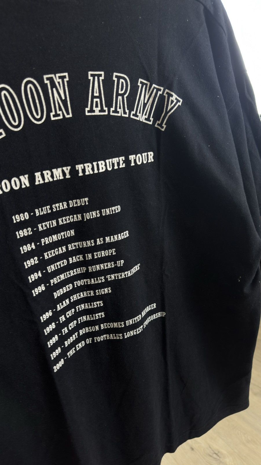 Vintage Vintage Newcastle United Broon Army Tribute Tee Size US XL / EU 56 / 4 - 10 Thumbnail