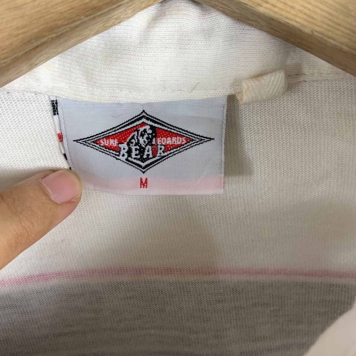 Vintage Vintage BEAR SURFBOARD USA Famous Striped Polo Tee Shirt Size US M / EU 48-50 / 2 - 7 Thumbnail