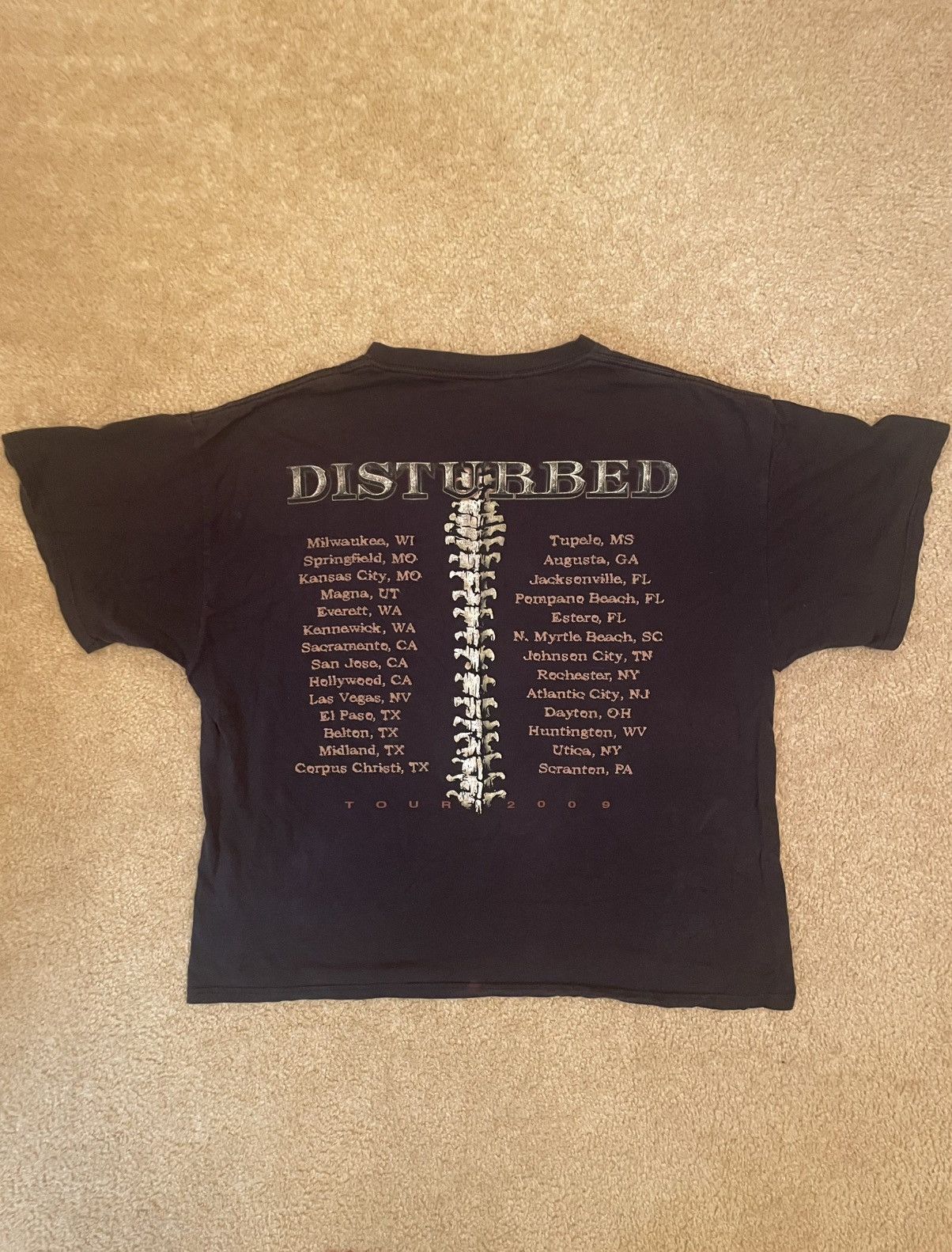 Band Tees Rare Disturbed 2009 Tour Tee Size US XL / EU 56 / 4 - 5 Thumbnail
