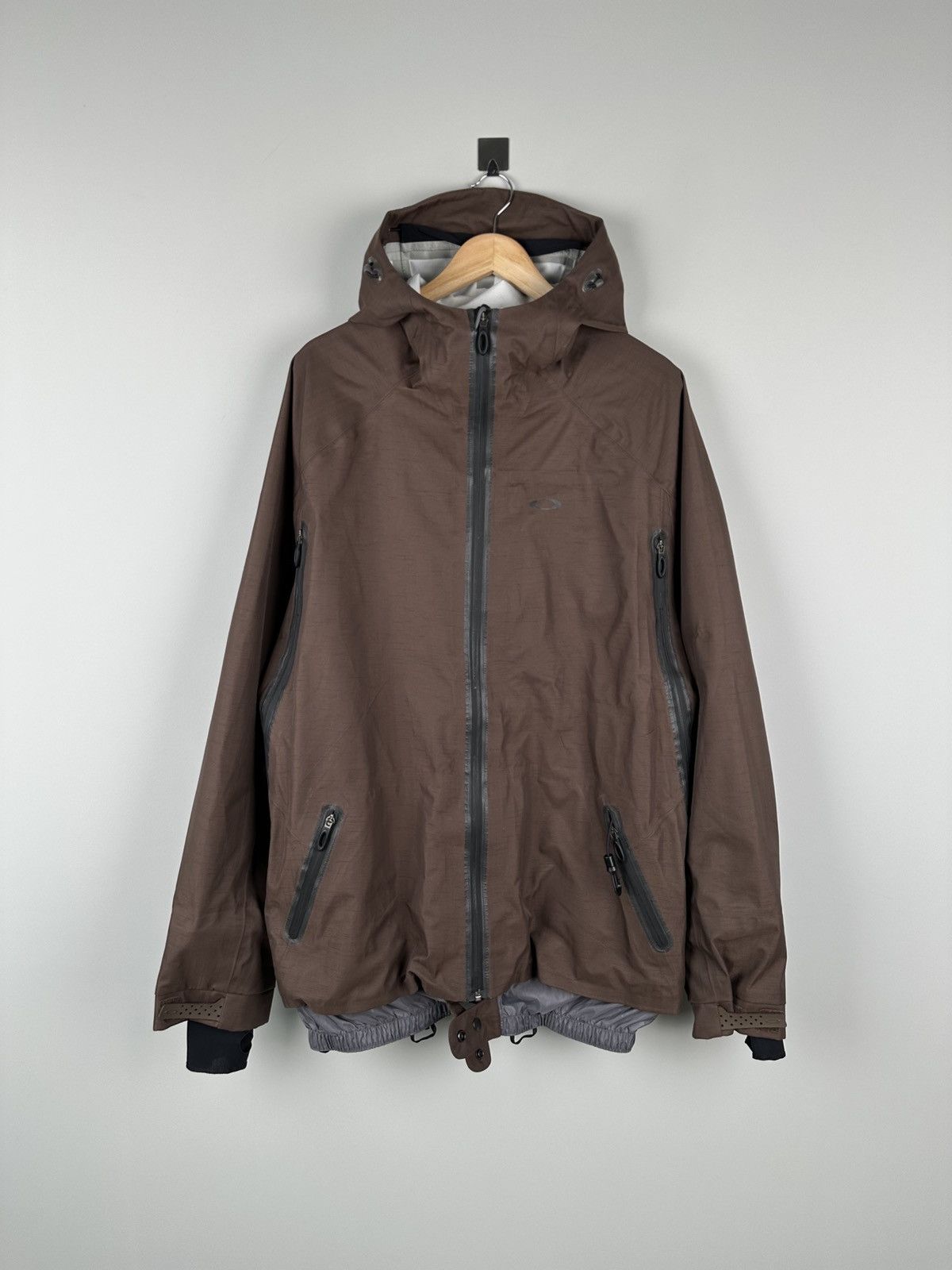 Oakley Rare Vintage Oakley Rocket Fuel Gorpcore Jacket Hooded Size US L / EU 52-54 / 3 - 3 Thumbnail