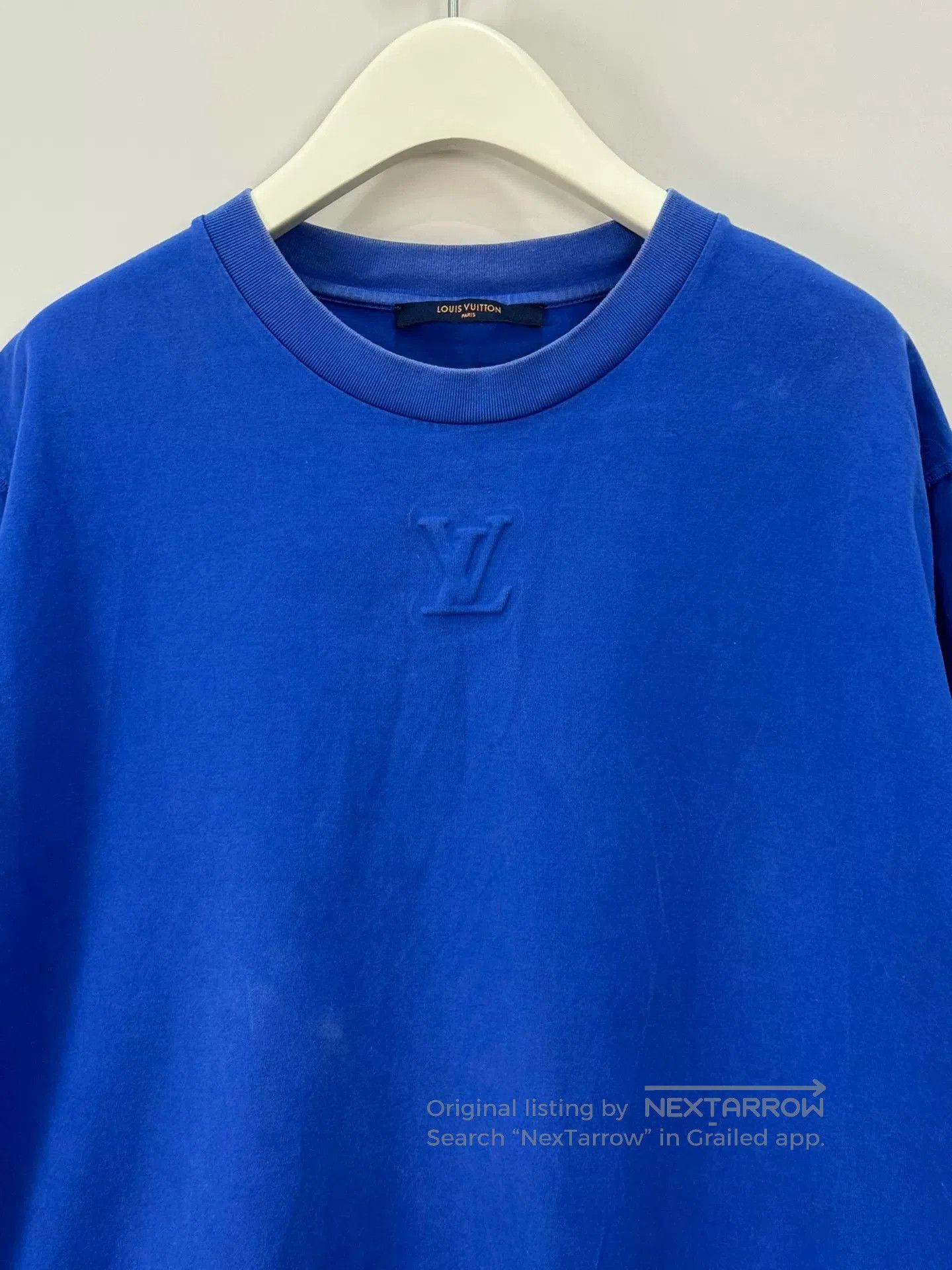 Louis Vuitton Louis Vuitton Embossed Logo Blue XL Tee. Size US XL / EU 56 / 4 - 3 Thumbnail