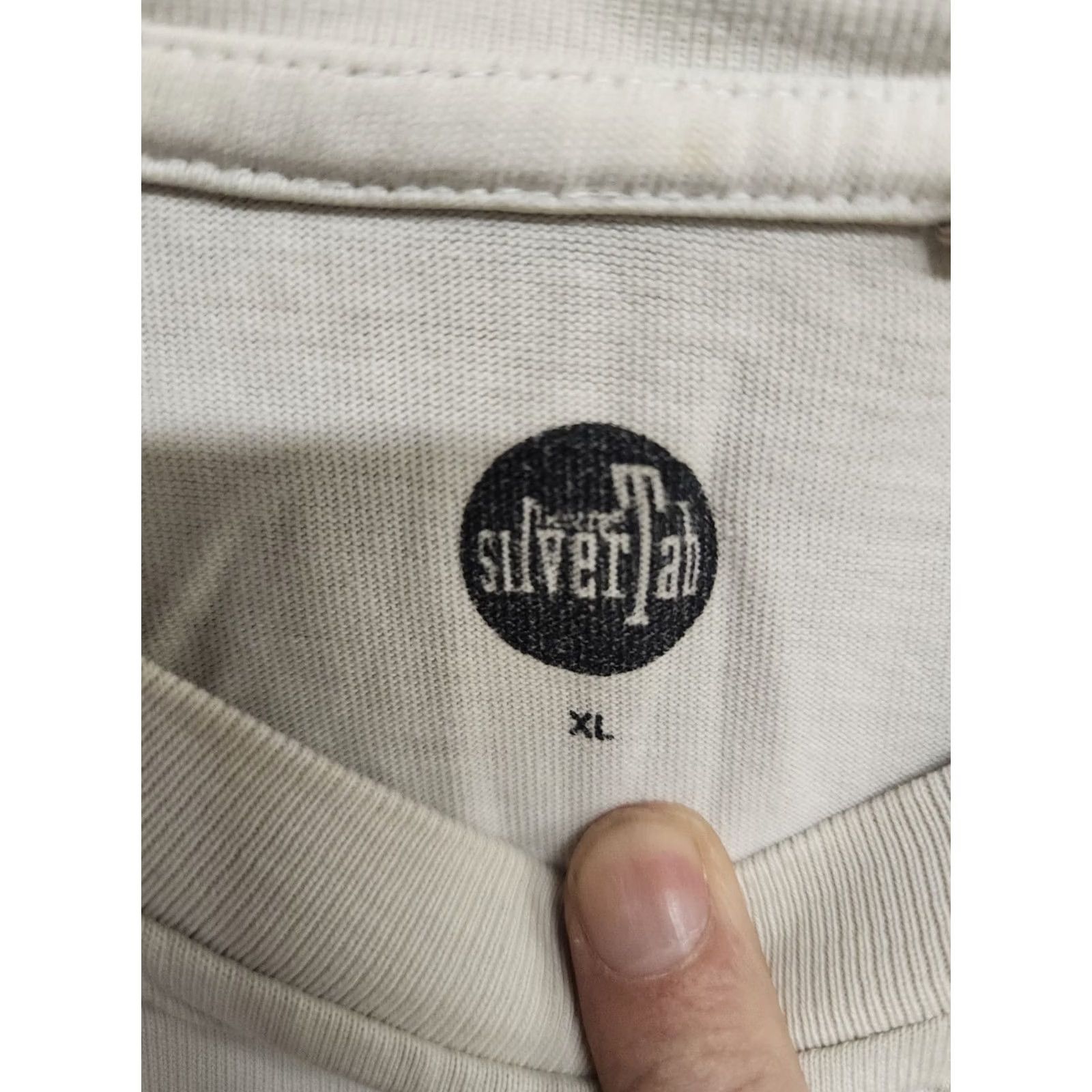Vintage VINTAGE Levis Silvertab White Worldwide Shirt XL Mens T-Shirt 90s Striped Short Sleeve Baggy Patch Stretch 25 1/2 28 Size US XL / EU 56 / 4 - 4 Thumbnail