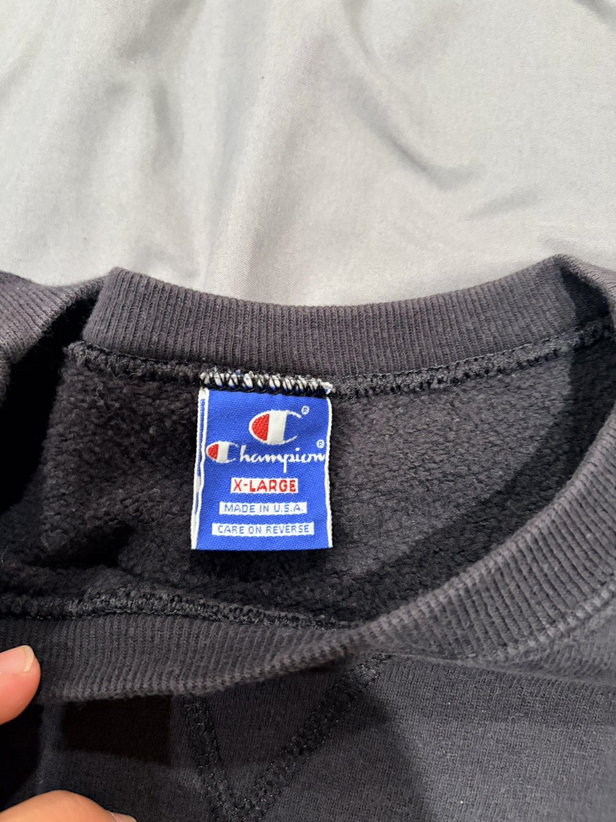 Champion Vintage Lakers Champion Sweatshirt XL Size US XL / EU 56 / 4 - 3 Thumbnail
