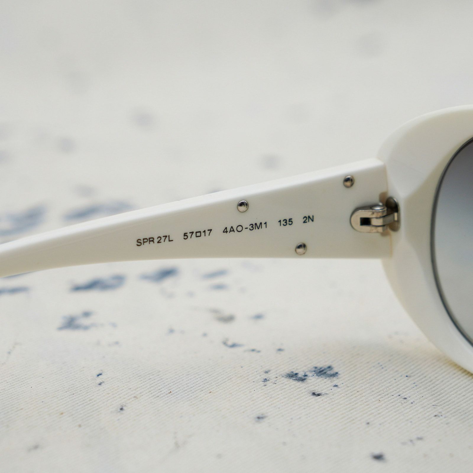 Prada Prada milano spr 27l triangle logo white oval sunglasses Size ONE SIZE - 6 Thumbnail