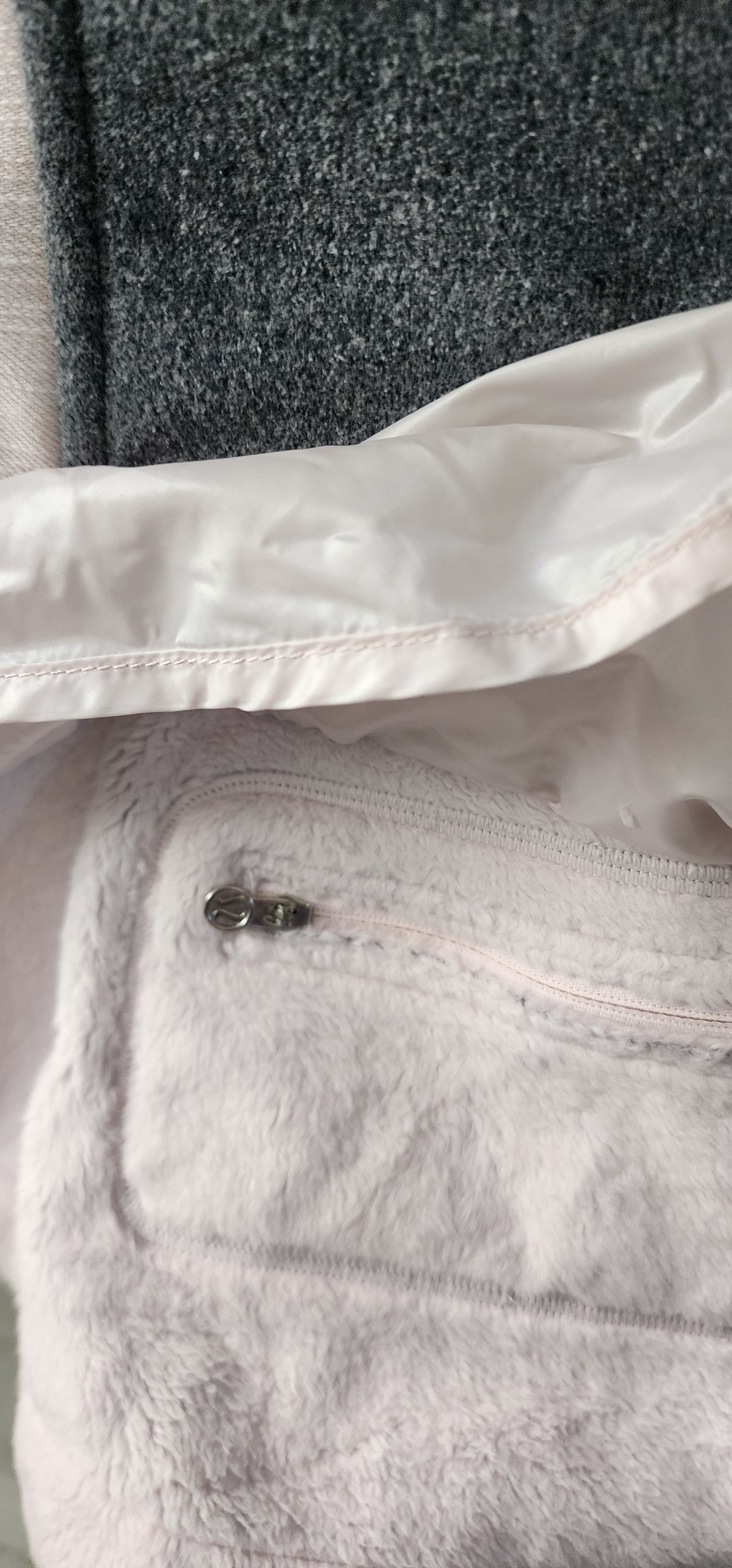 Lululemon Lululemon Pedal Power Jacket Neutral Blush Size 4 W4949S Size S / US 4 / IT 40 - 6 Thumbnail