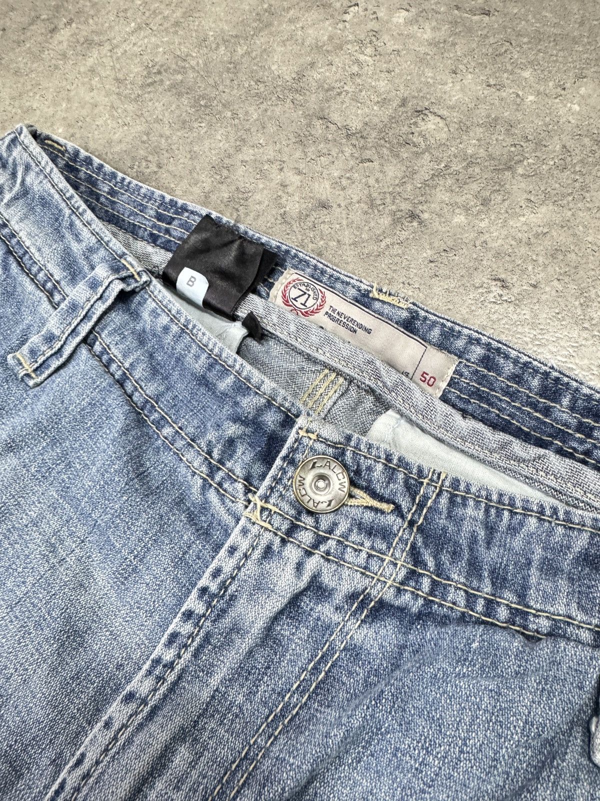 Japanese Brand × Undercover ᶠᵃⁿᶜʸᵍᵘʸ TRASHED 90s Jorts Vintage Denim Shorts Jeans D Size US 32 / EU 48 - 3 Thumbnail