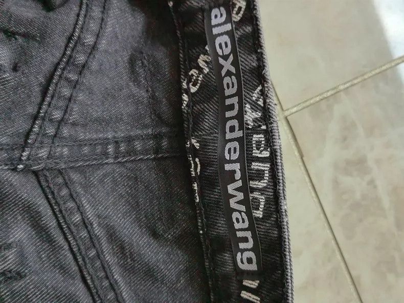 Alexander Wang ALEXANDER WANG High-Waist Bite Logo Shorts- Size 24" / US 00 / IT 34 - 4 Thumbnail