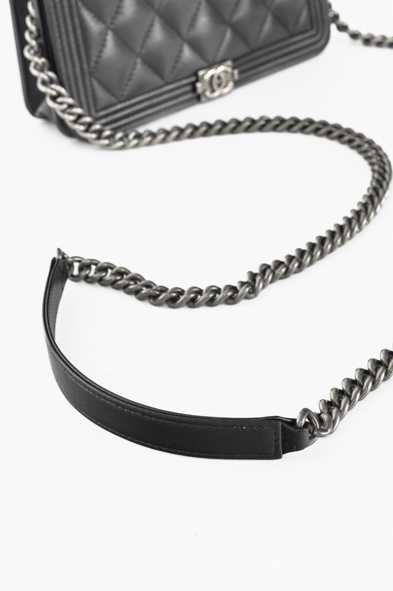 Chanel Chanel Boy Black Quilted Lambskin SHW Wallet-on-Chain Size ONE SIZE - 8 Thumbnail