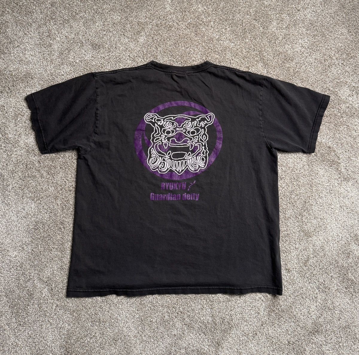 Vintage BLACK SUN FADED “RYUKYU” GRAPHIC TEE Size US XL / EU 56 / 4 - 1 Thumbnail