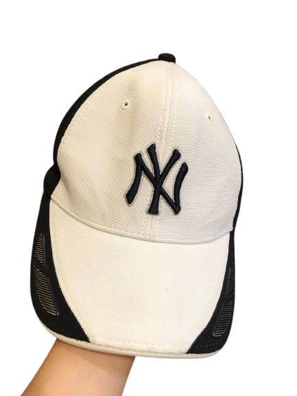 New York Yankees Vintage New York Yankees Y2K Logo Basic Cap Size ONE SIZE - 1 Thumbnail