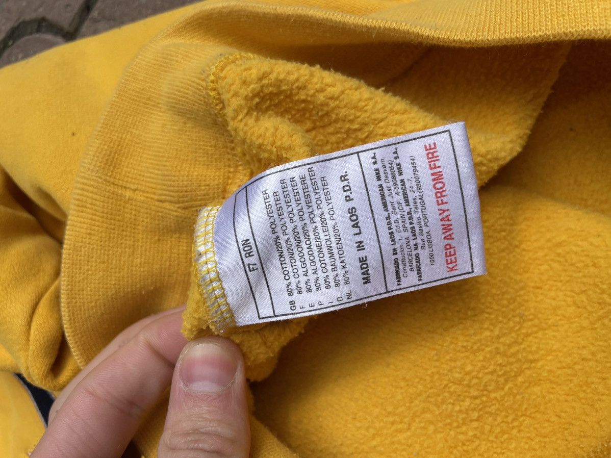 Nike × Vintage Vintage Nike Swoosh Women’s Sweatshirt Yellow Crewneck Small Size S / US 4 / IT 40 - 6 Thumbnail