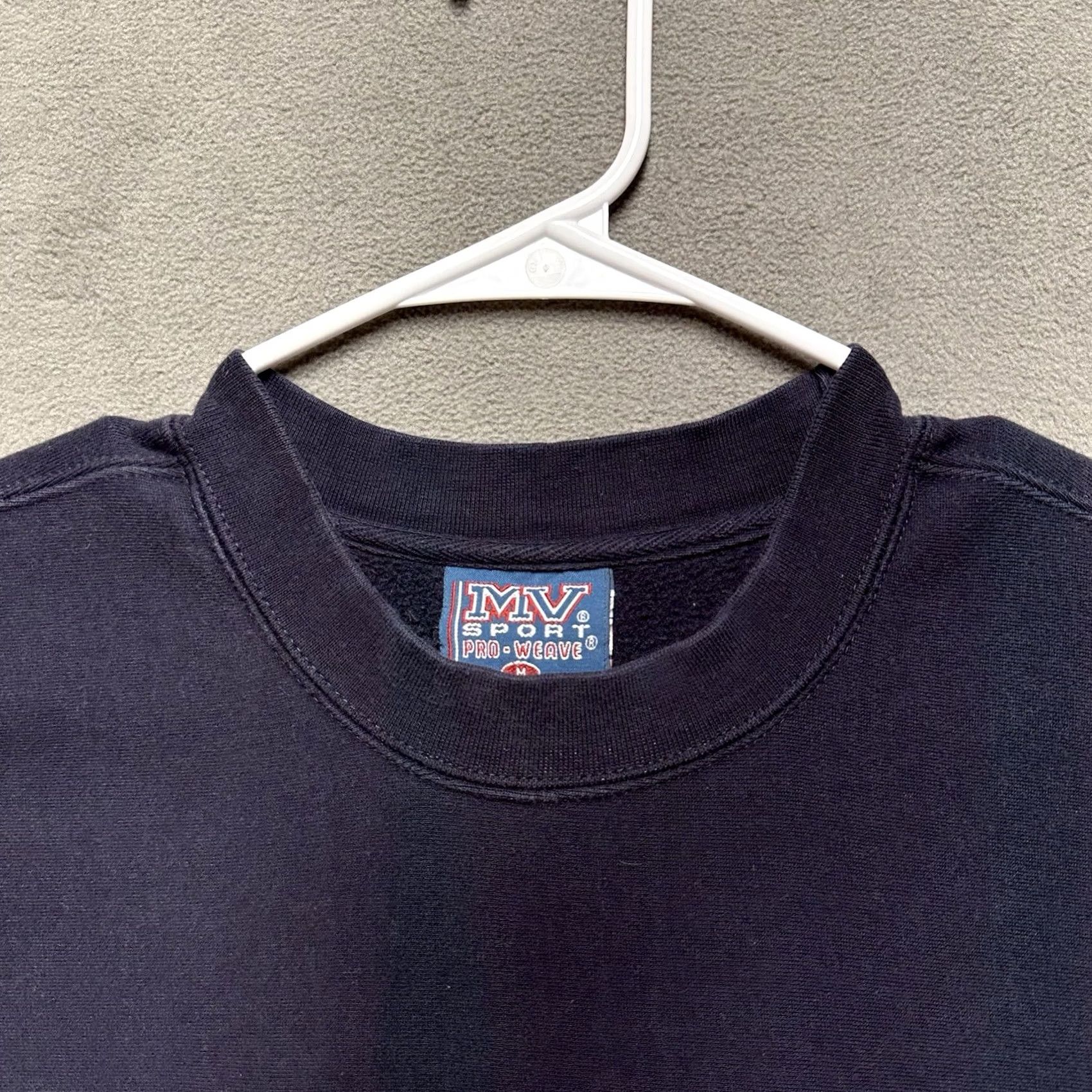 Vintage VINTAGE MV Sport Notre Dame Sweatshirt Mens Medium Blue Pro-Weave Crew Neck GUC Size US M / EU 48-50 / 2 - 6 Thumbnail