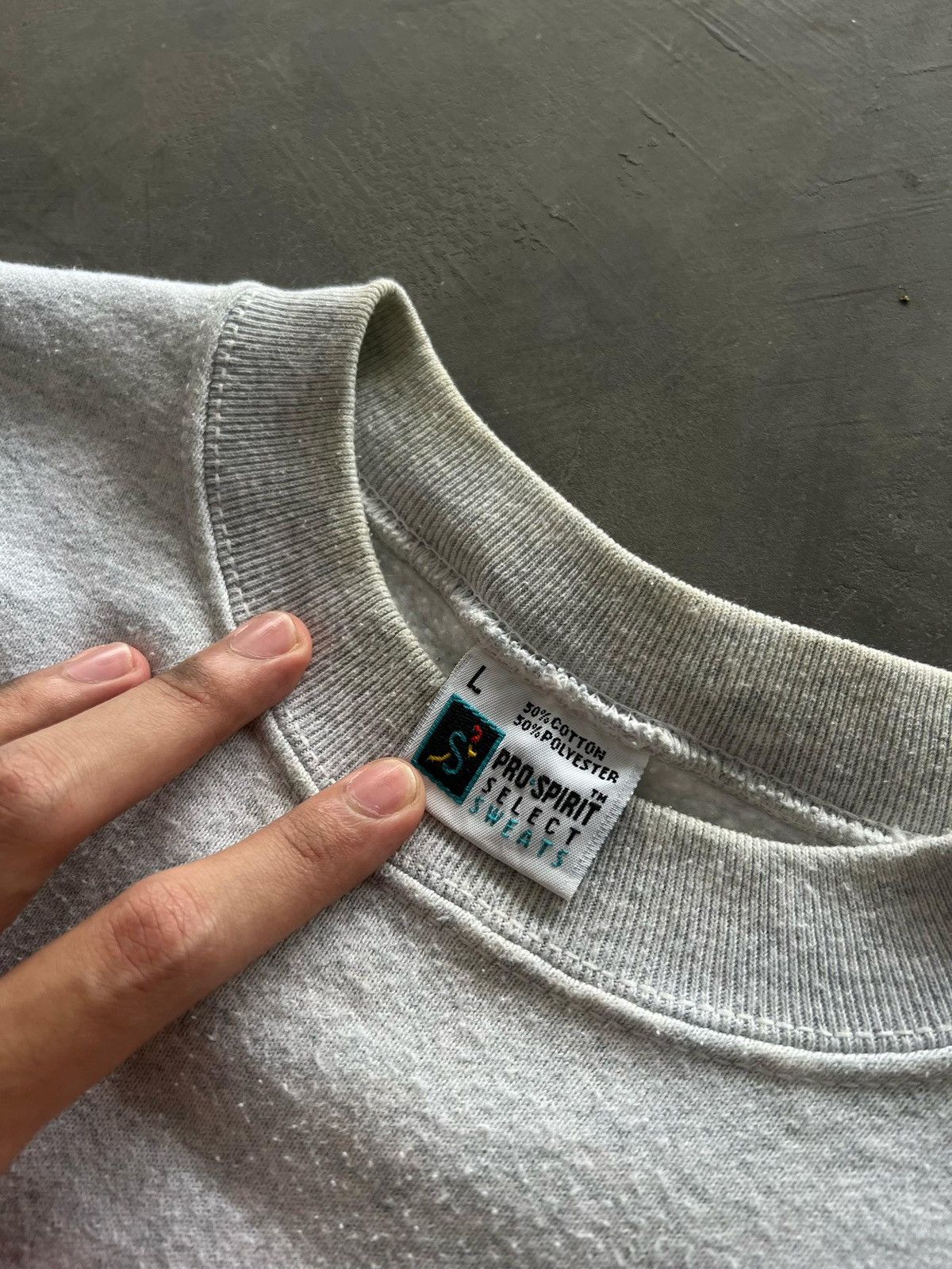 Vintage Vintage Security 90s Crewneck Size US L / EU 52-54 / 3 - 4 Thumbnail