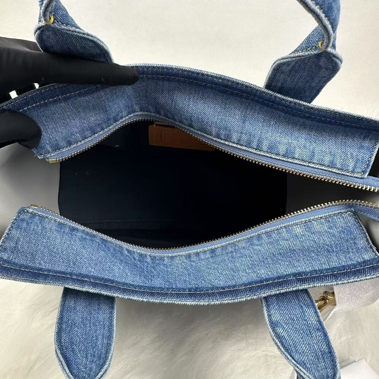 Coach Coach Cargo Tote Crossbody Bag In Denim/Indigo CR657 NWT Size ONE SIZE - 6 Thumbnail