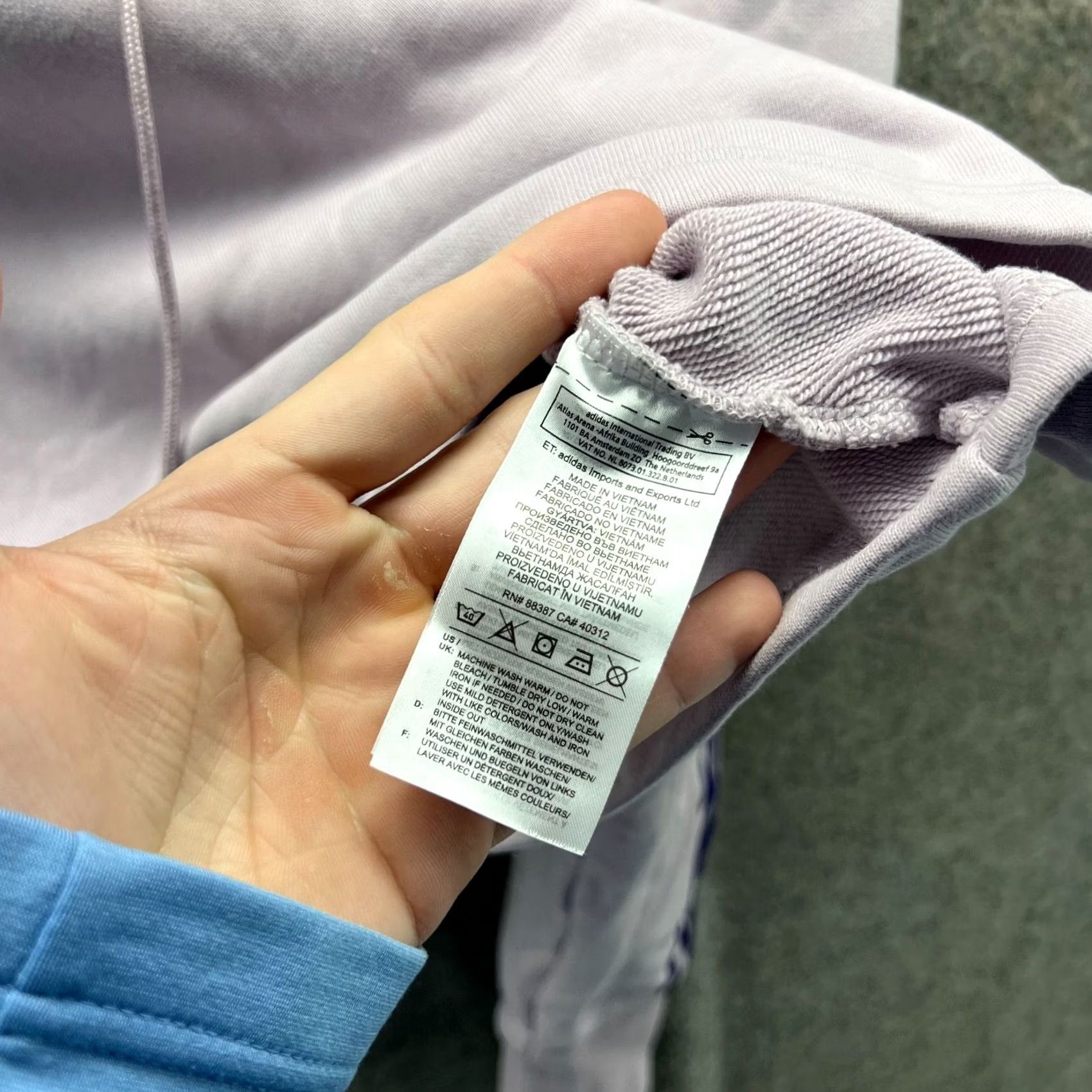 Adidas VINTAGE Adidas Hoodie Womens XS Purple Cropped Originals Trefoil 3 Stripes Jacket Size XS / US 0-2 / IT 36-38 - 7 Thumbnail