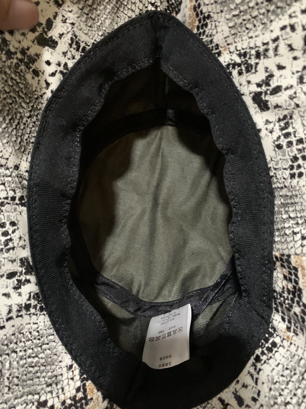Japanese Brand Bucket Hat Snake Skin Printed Size ONE SIZE - 8 Thumbnail