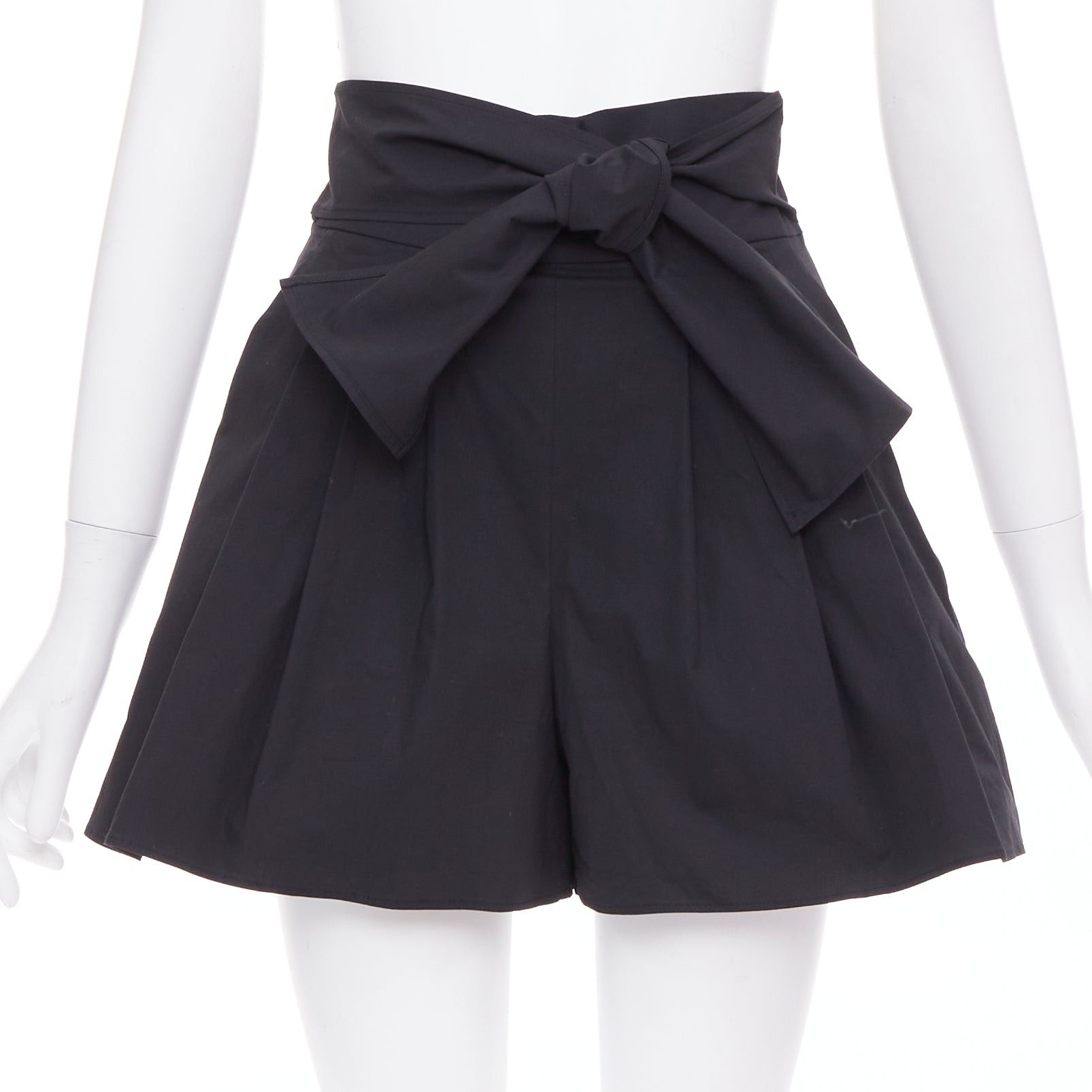 Moschino MOSCHINO Boutique black cotton blend bow tie waist pleated shorts IT38 XS Size 26" / US 2 / IT 38 - 1 Thumbnail