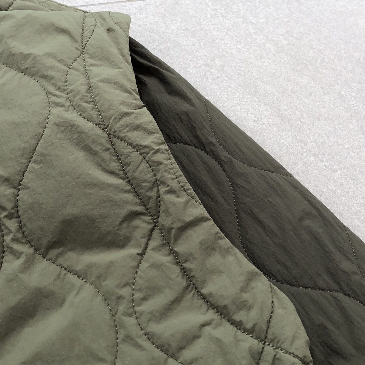 Japanese Brand Japanese Brand Quilted Lightwear Puffer Jacket Olive Green Size US L / EU 52-54 / 3 - 9 Thumbnail