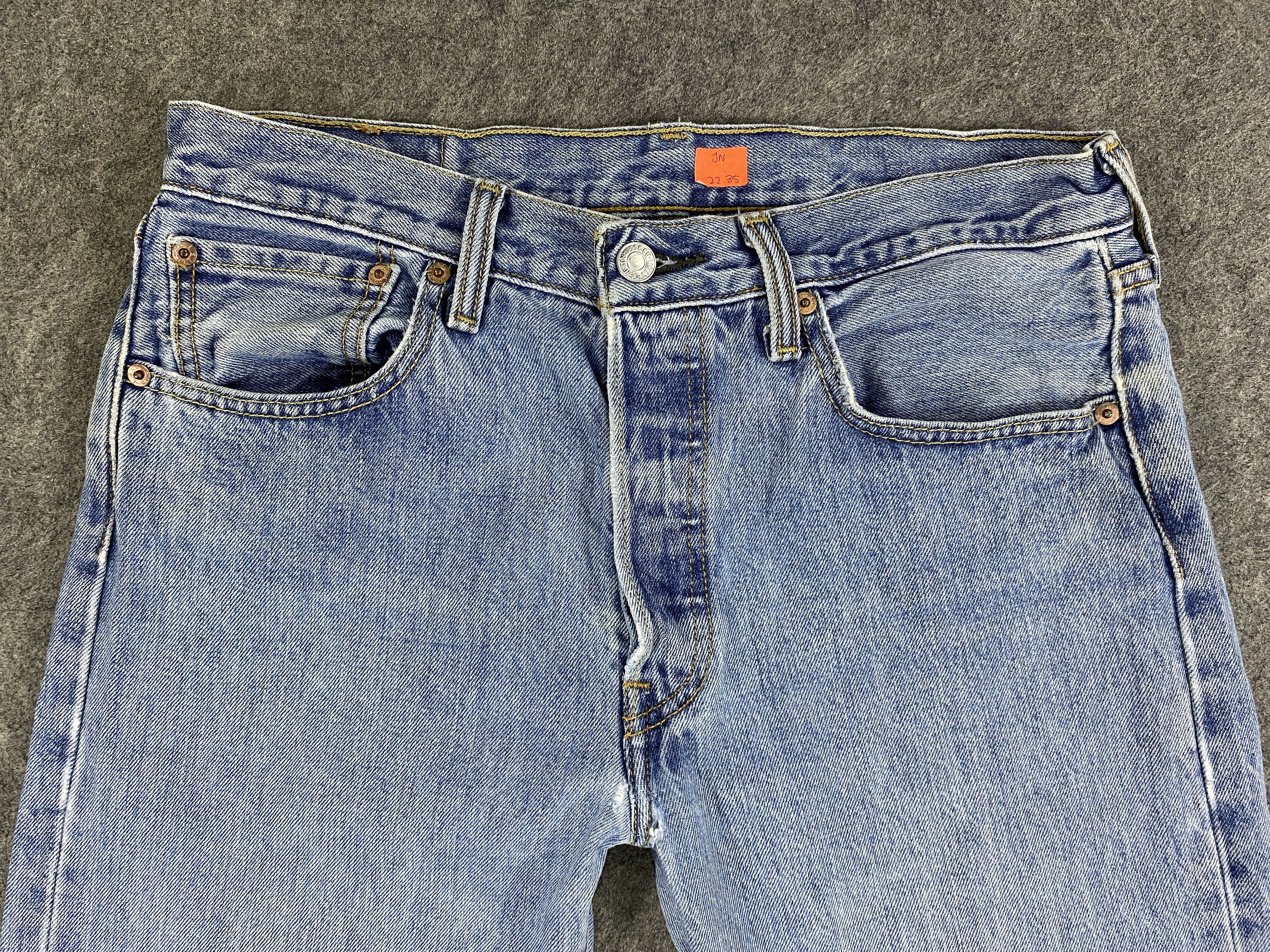 Japanese Brand Sky Blue Vintage Levi's 501 Jeans 31x31.5 Denim -JN2235 Size US 31 - 3 Thumbnail