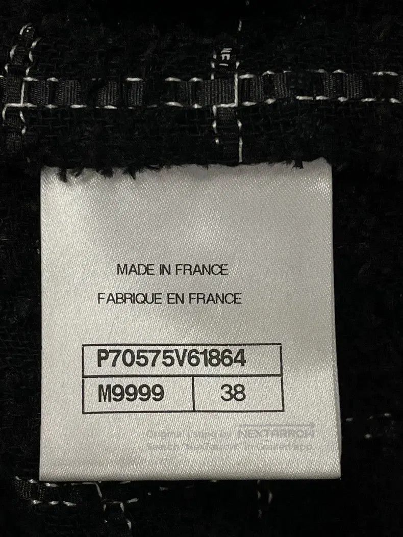 Chanel Chanel Black Sequin Diamond Button Jacket. Size US M / EU 48-50 / 2 - 5 Thumbnail