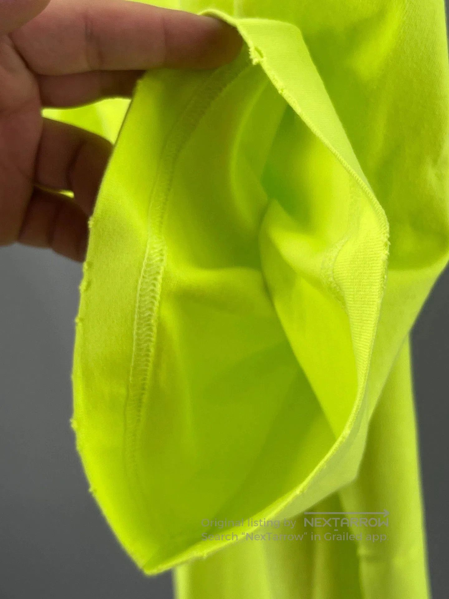 Balenciaga bright yellow graphic short sleeve t-shirt. Size US XXS / EU 40 - 4 Thumbnail