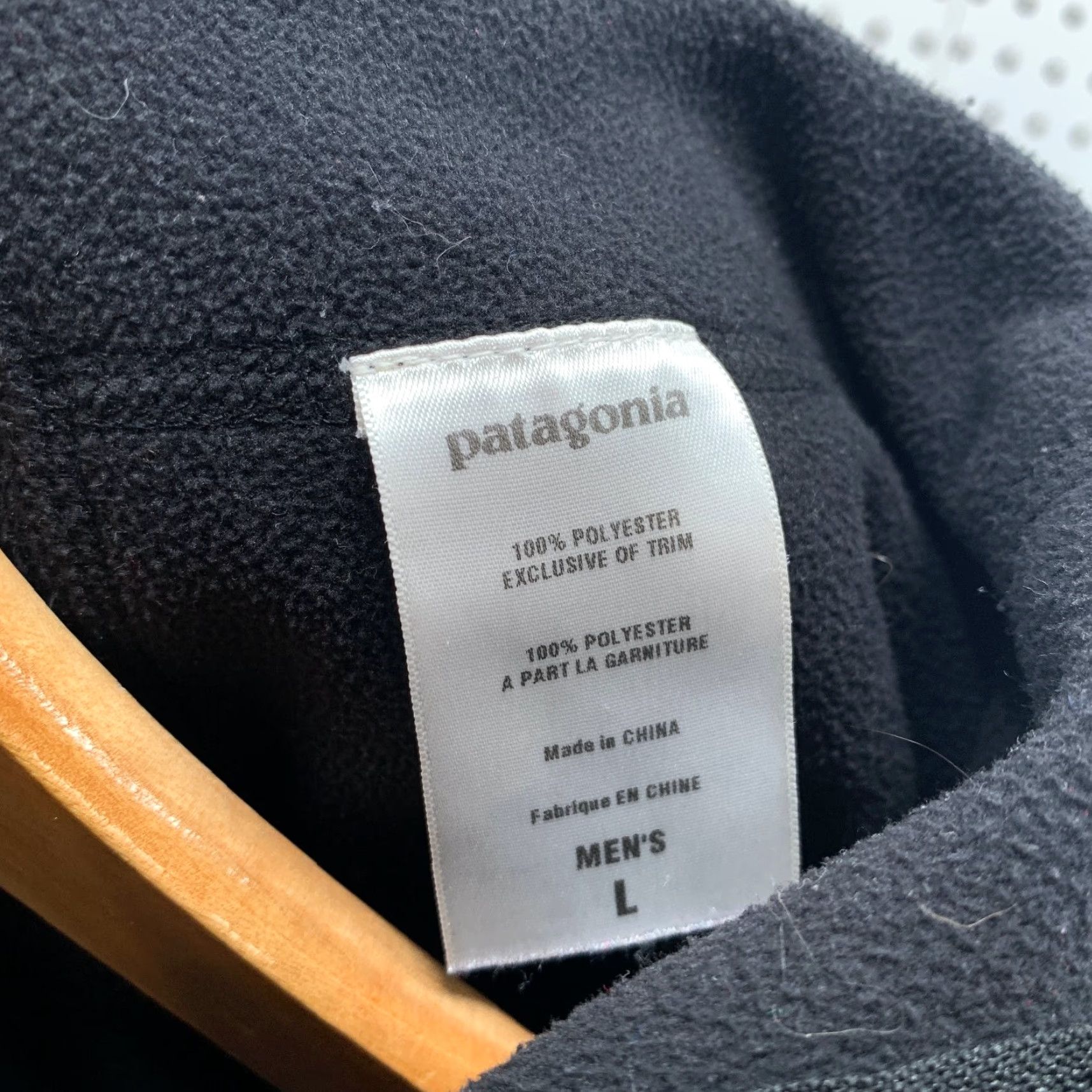 Patagonia Patagonia Fleece Hoodie Jacket Mens Large Black Hooded Zip Outdoor Jacket Size US L / EU 52-54 / 3 - 4 Thumbnail