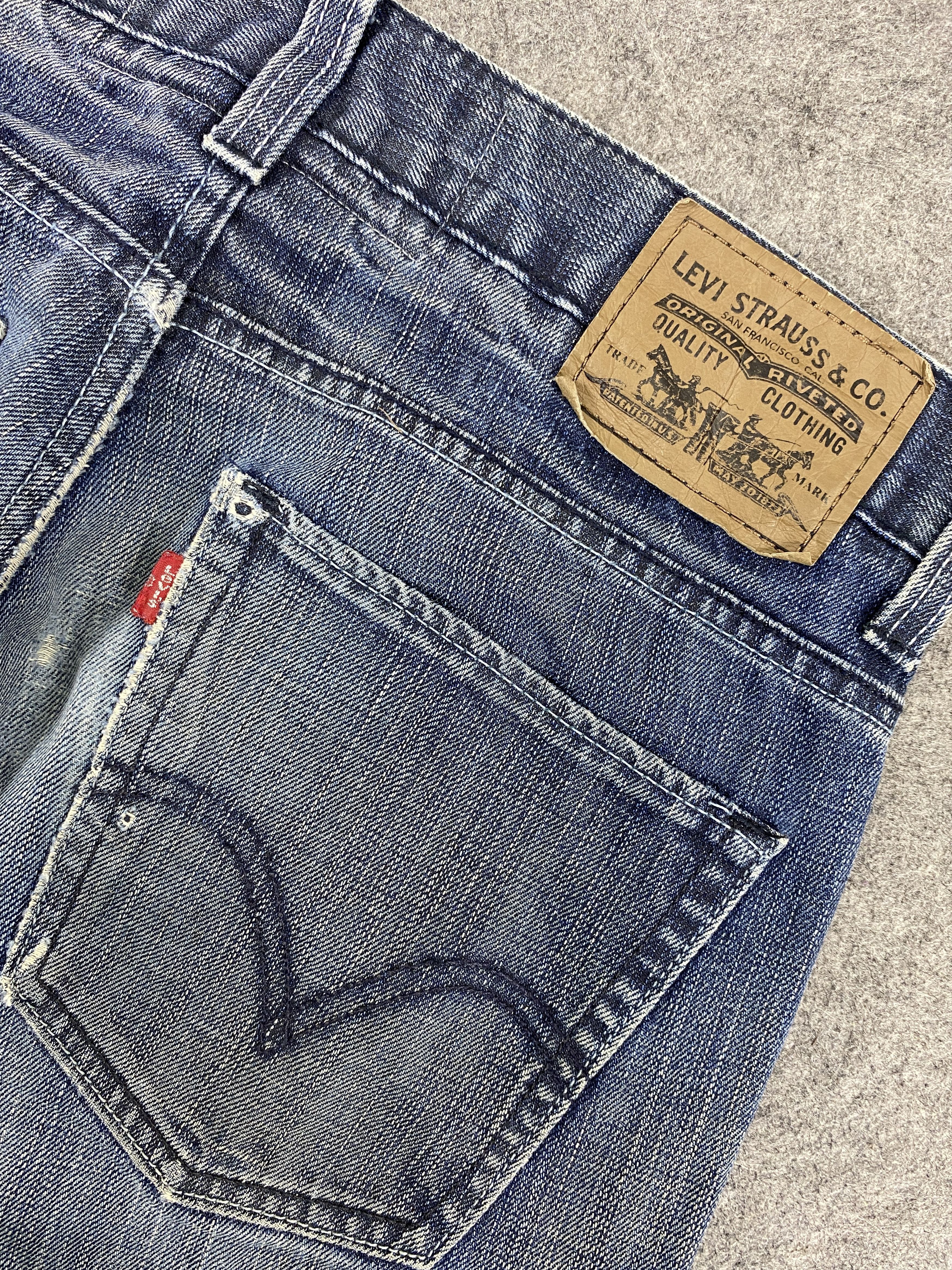 Levi's Distressed Blue Levi's 511 Jeans 31x34.5 Denim -JN2125 Size US 31 - 10 Thumbnail