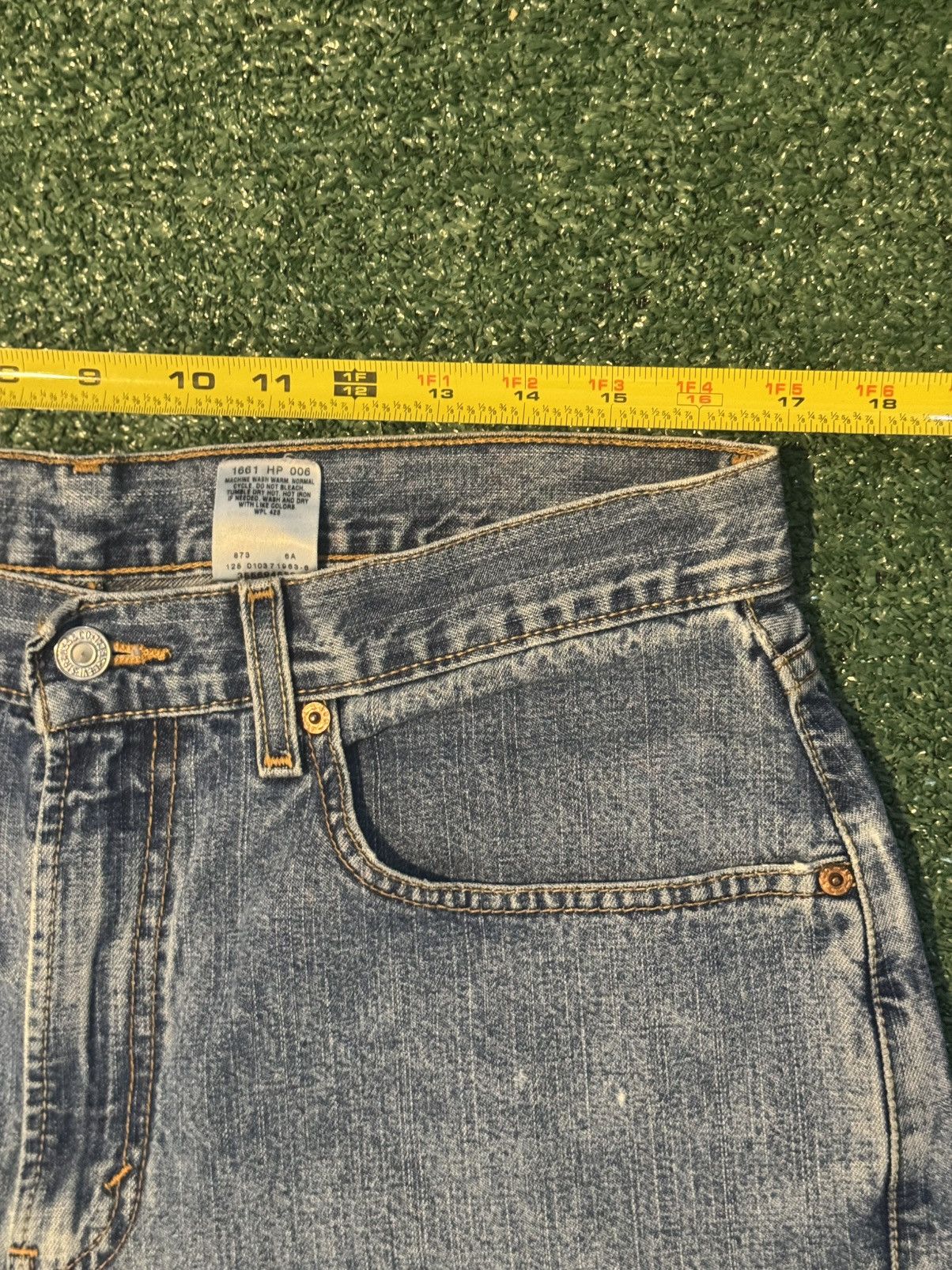 Levi's Vintage Clothing Vintage Levi's 569 Loose Straight Fit Jorts Baggy Skater Fit Size US 33 - 5 Thumbnail