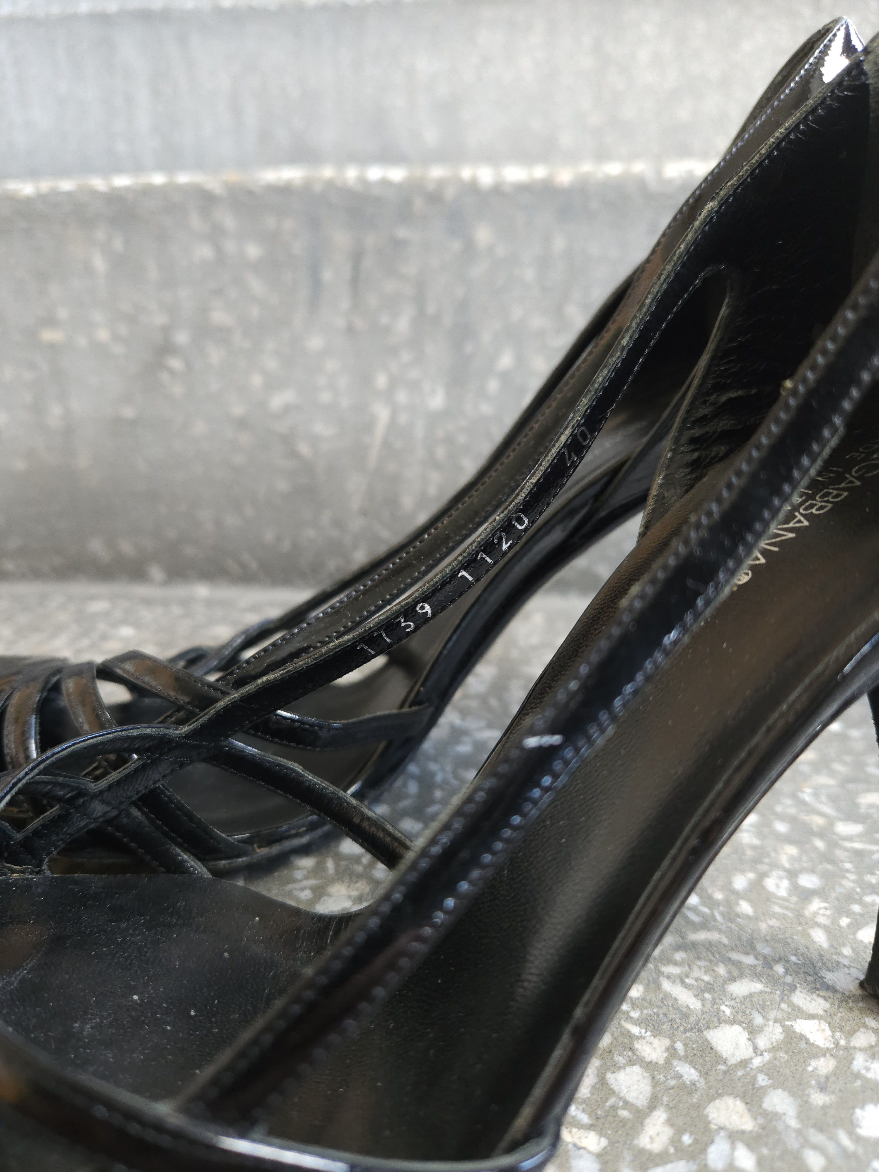 Dolce & Gabbana Dolce gabbana black patent leather pointed toe heels Size US 10 / IT 40 - 23 Thumbnail