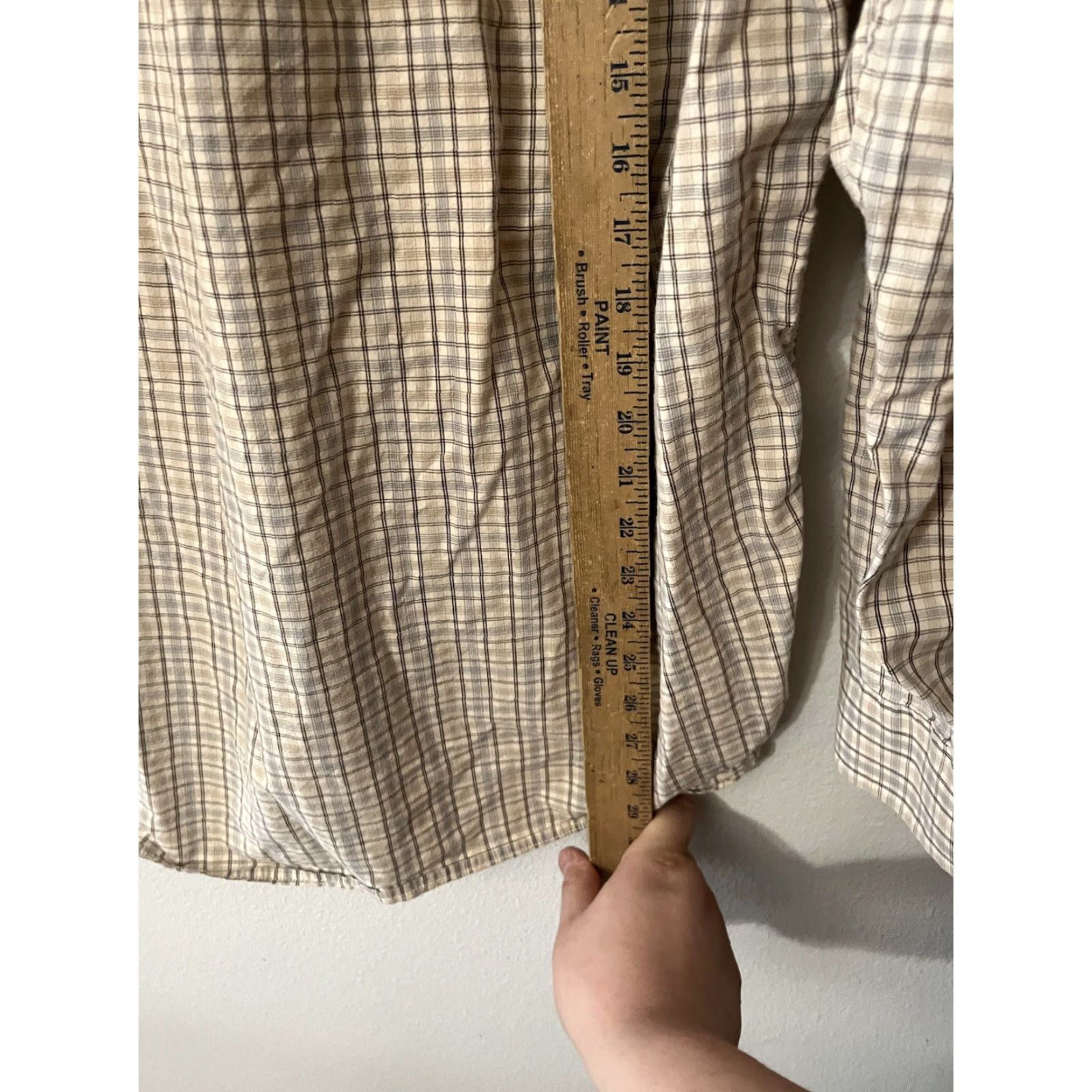 Izod VINTAGE IZOD Button-Down Shirt Mens Large Beige Sueded Poplin Plaid Long Sleeve Size US L / EU 52-54 / 3 - 4 Thumbnail