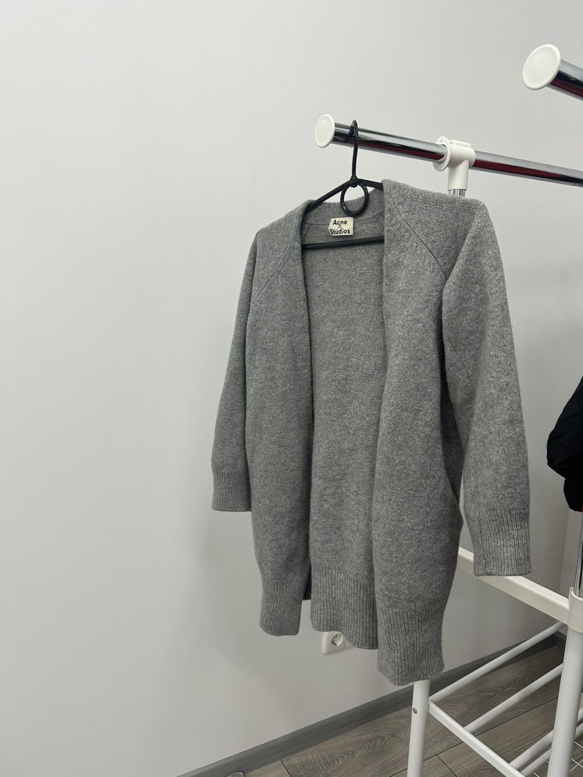 Acne Studios Acne Studios Cashmere Sweater Cardigan Size M / US 6-8 / IT 42-44 - 2 Thumbnail