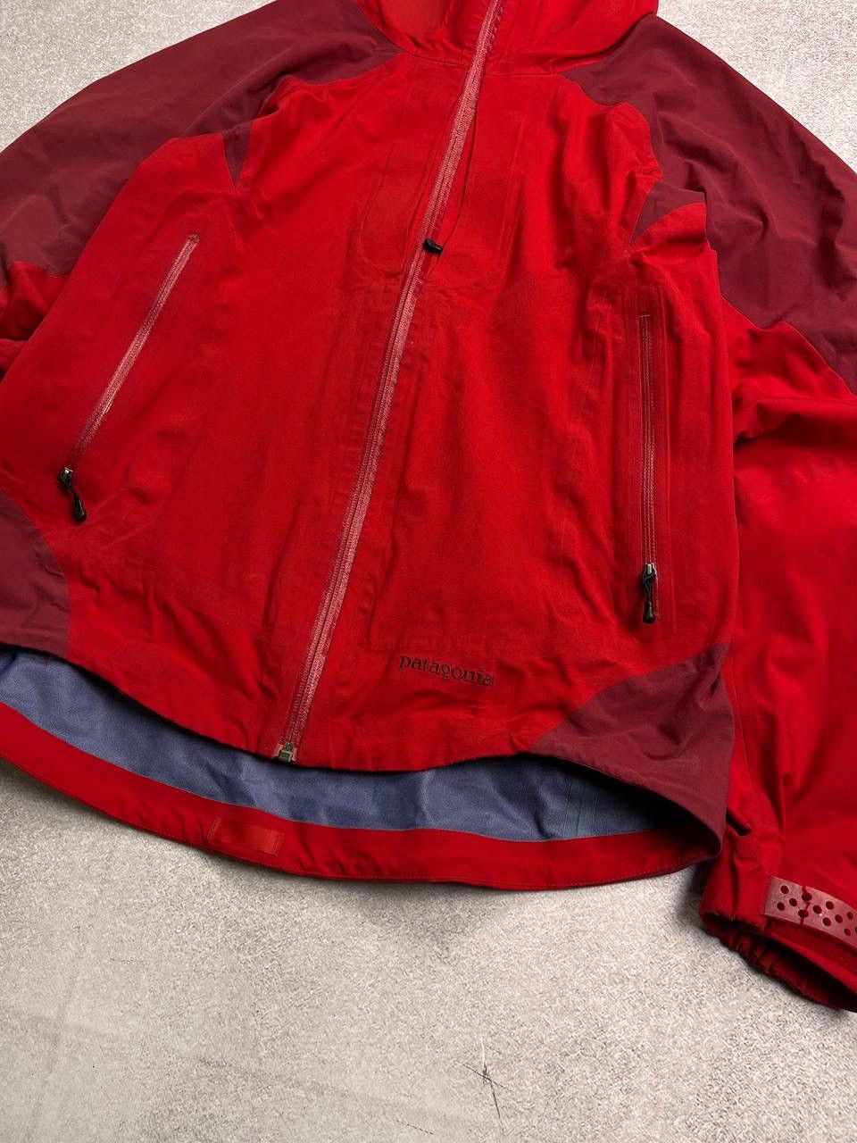 Patagonia × Vintage Vintage Patagonia Waterproof Womans Jacket Y2K M Size M / US 6-8 / IT 42-44 - 5 Thumbnail