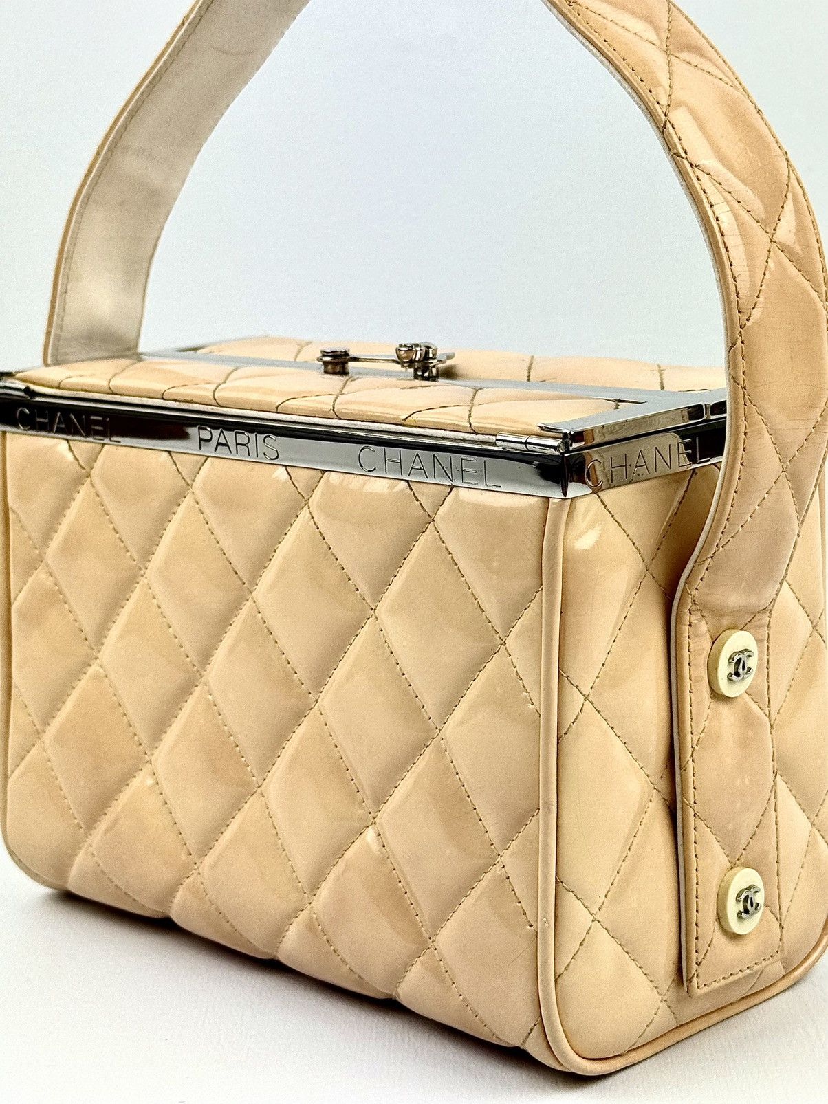Chanel Chanel - SS/96 - Creme - Quilted - Patent - Runway - Box Bag Size ONE SIZE - 3 Thumbnail