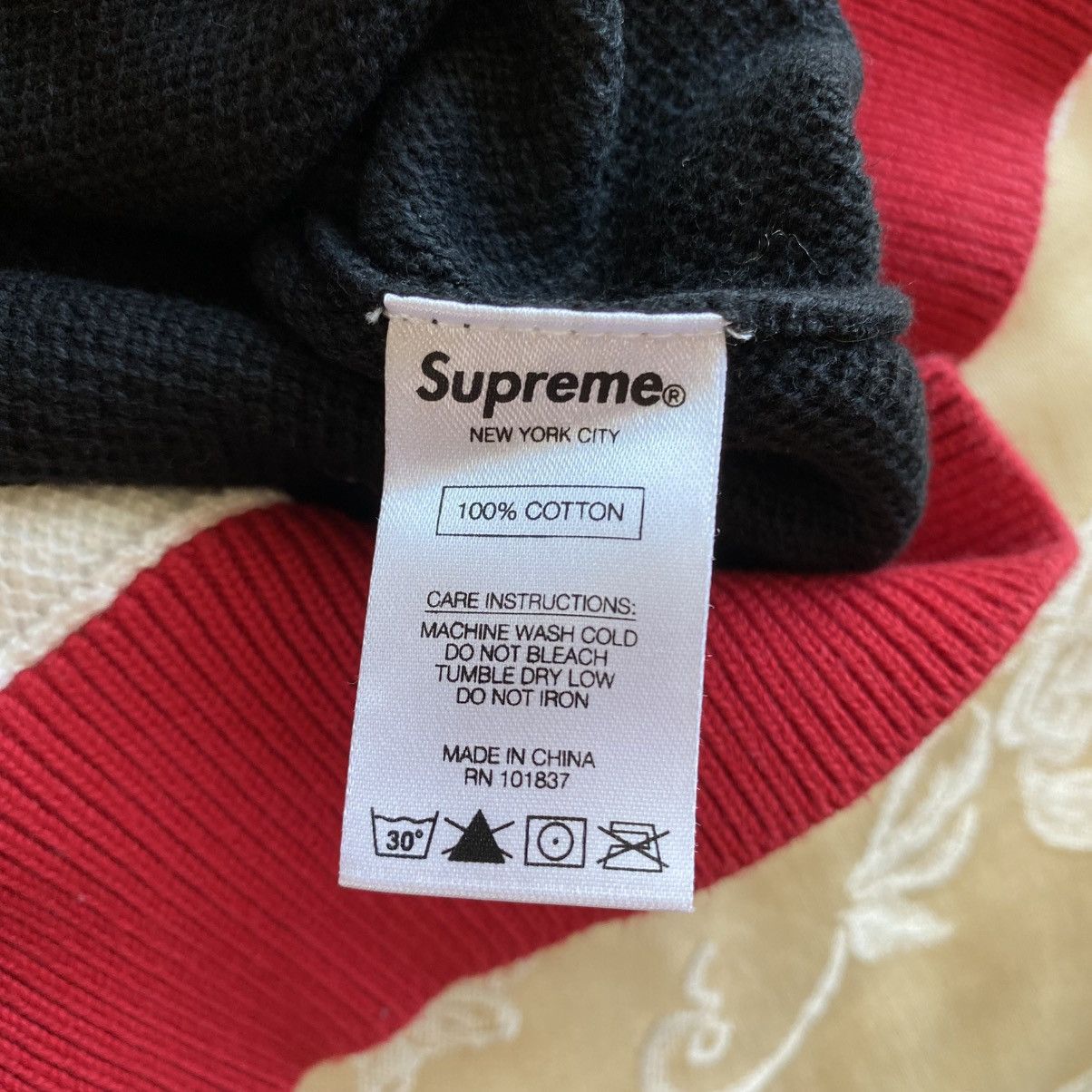 Supreme Supreme Pique Crewneck Sweater Multi Color 2018 Size US M / EU 48-50 / 2 - 7 Thumbnail