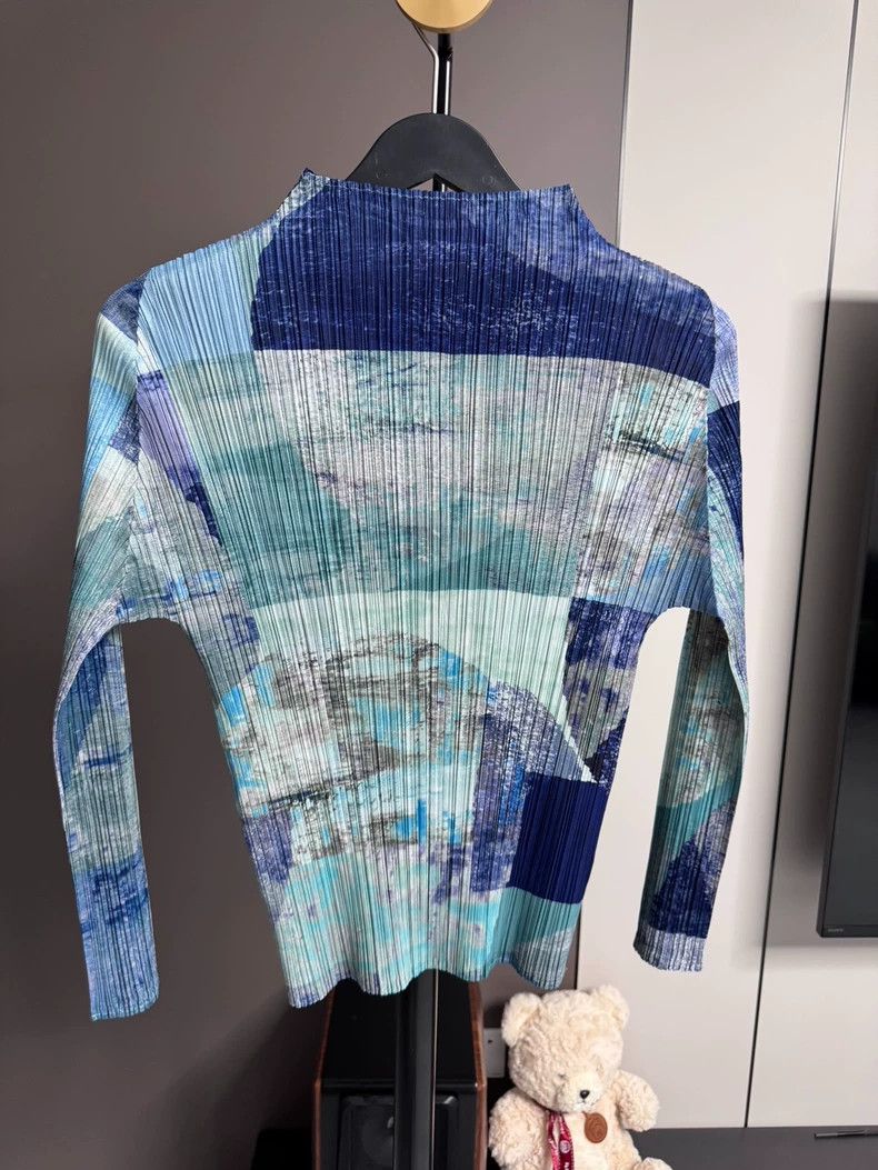 Issey Miyake issey miyake size:3 Long sleeves in oil painting Size XXS / US 00 / IT 34 - 2 Thumbnail